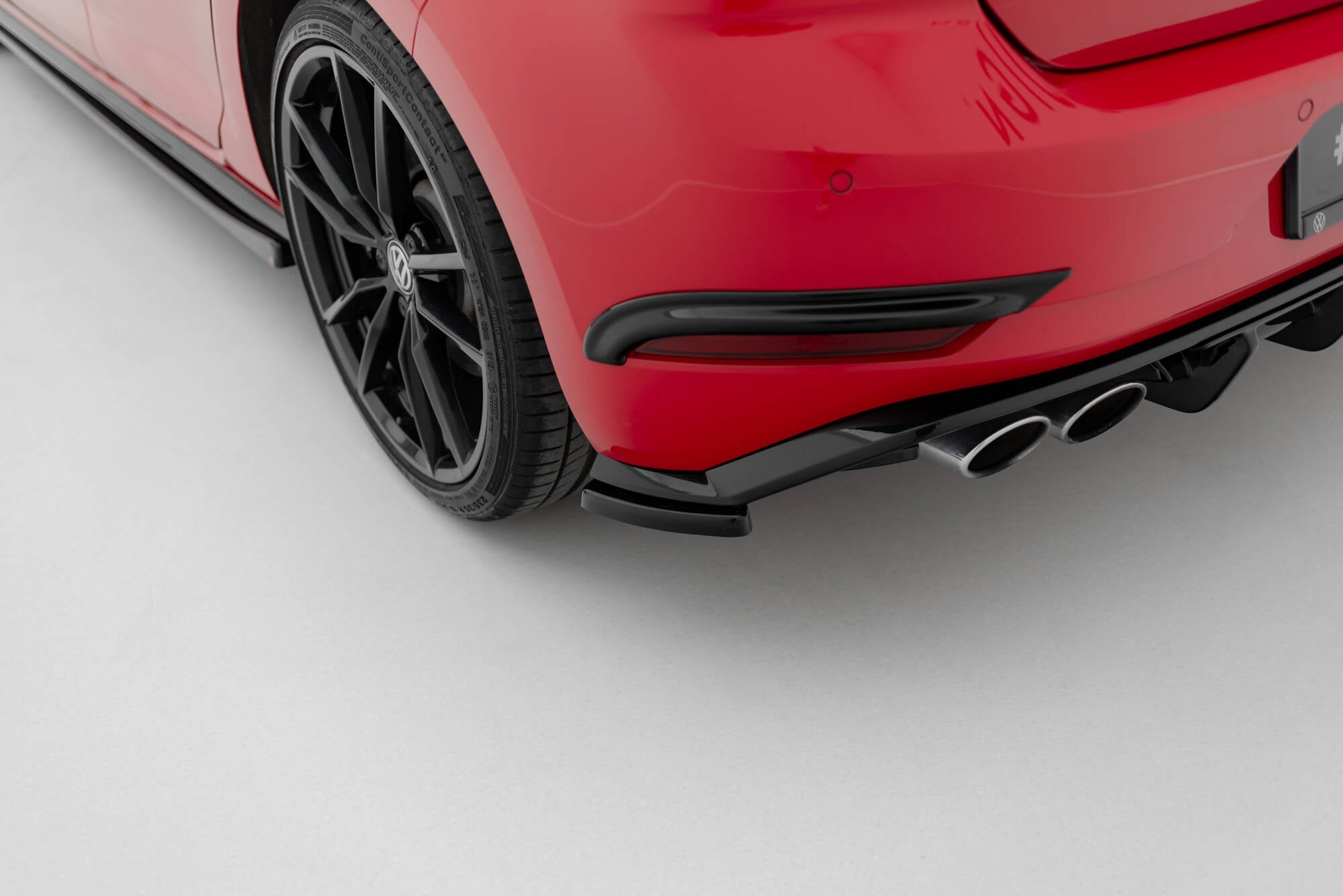 Maxton Design - Heck Ansatz Flaps Diffusor für VW Golf Hatchback R / R - Line Mk7 Facelift - Aerowerk.