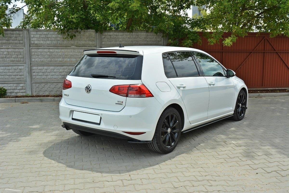 Maxton Design - Heck Ansatz Flaps Diffusor für VW Golf Mk7 Standard - Aerowerk.