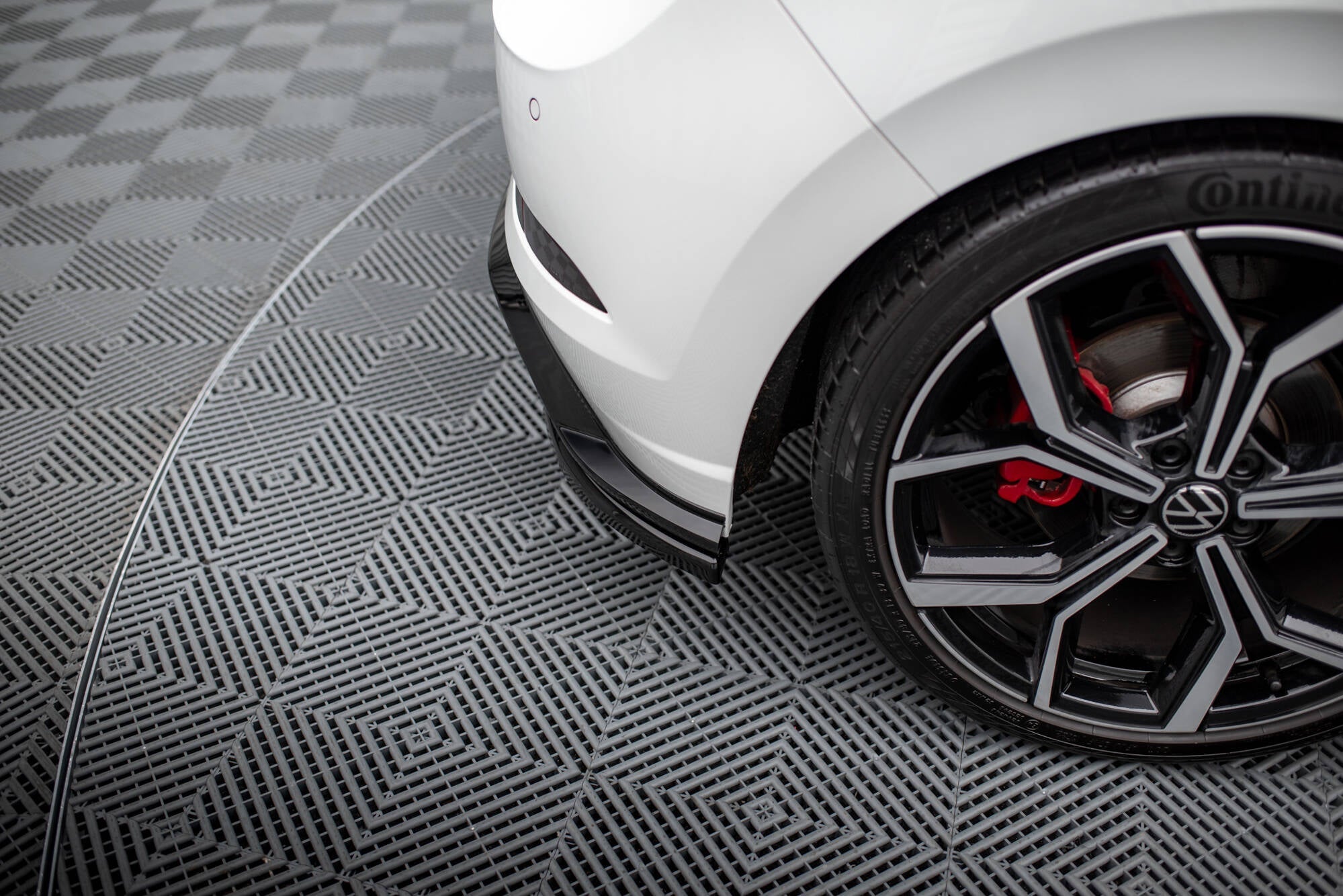 Maxton Design - Heck Ansatz Flaps Diffusor für VW Polo GTI Mk6 Facelift - Aerowerk.