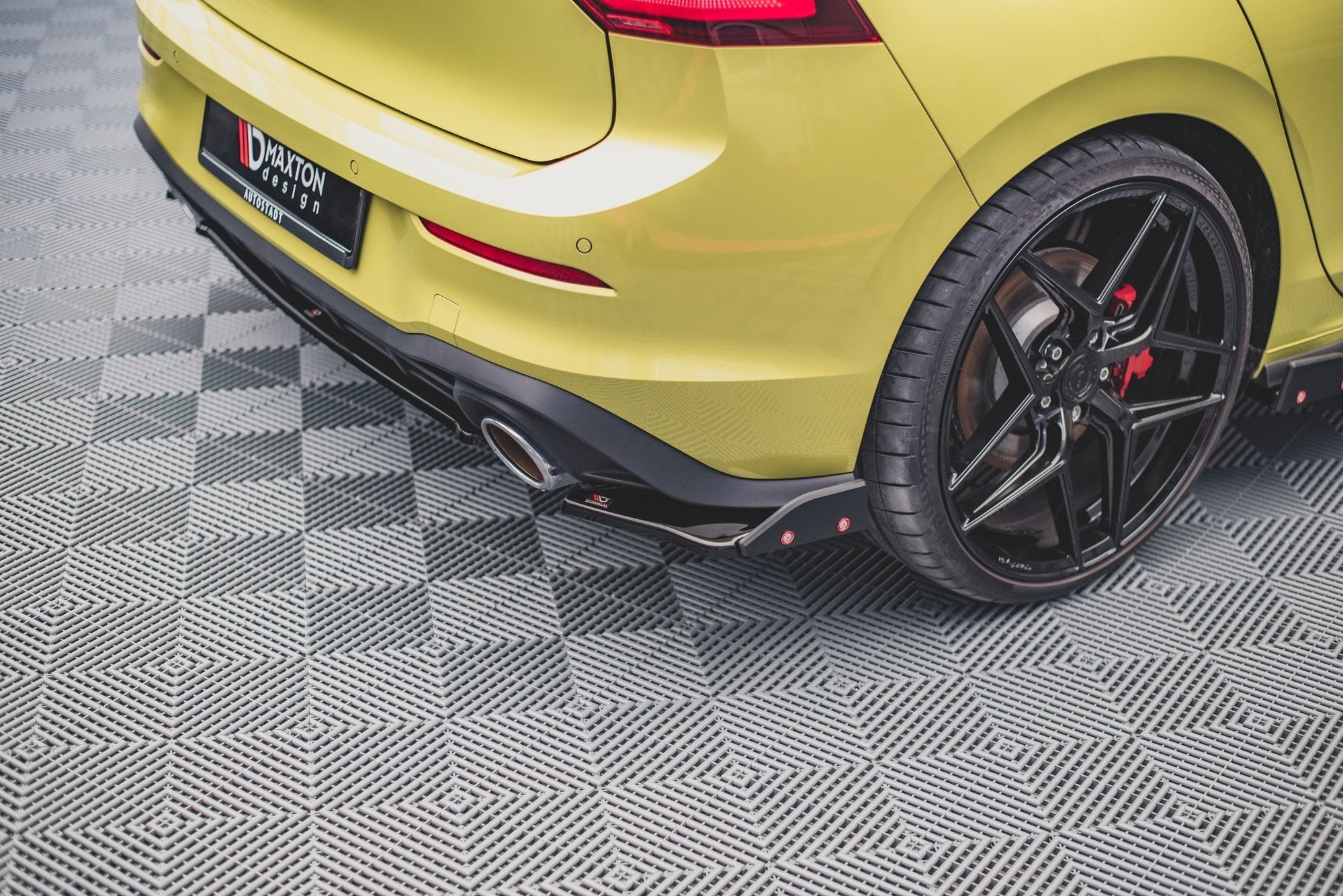Maxton Design - Heck Ansatz Flaps Diffusor V1 +Flaps für Volkswagen Golf 8 GTI Clubsport - Aerowerk.
