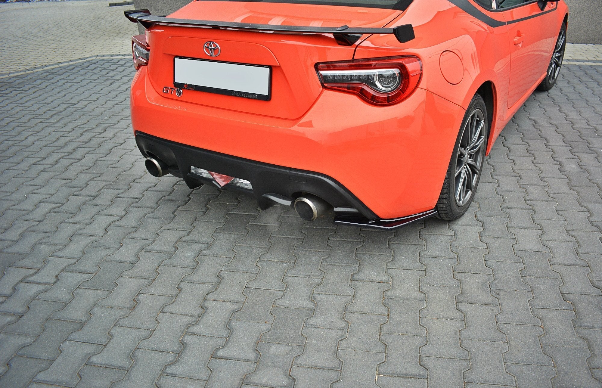 Maxton Design - Heck Ansatz Flaps Diffusor V1 für Toyota GT86 Facelift - Aerowerk.