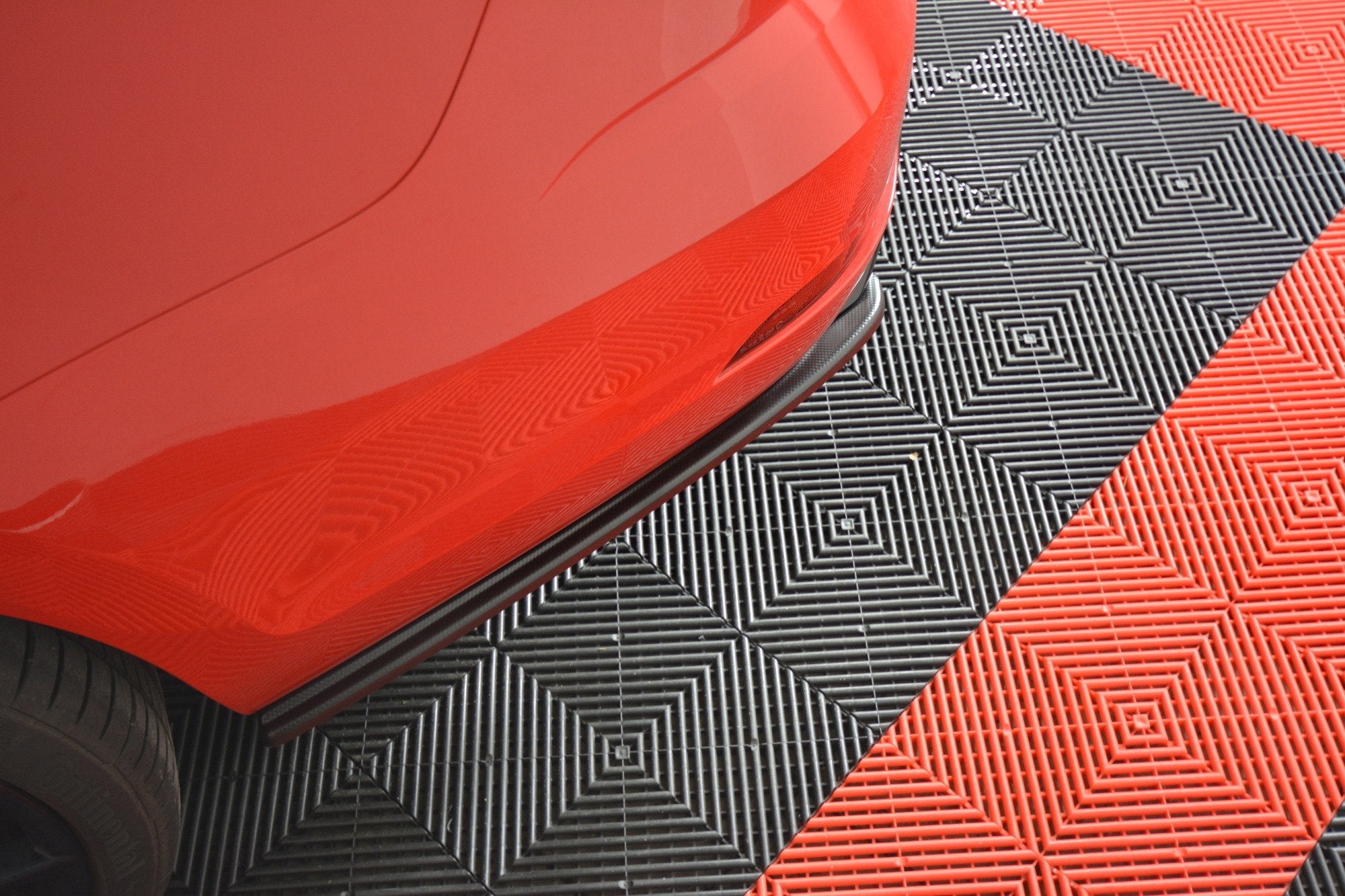 Maxton Design - Heck Ansatz Flaps Diffusor V1 für VW GOLF 7 R VARIANT FACELIFT - Aerowerk.