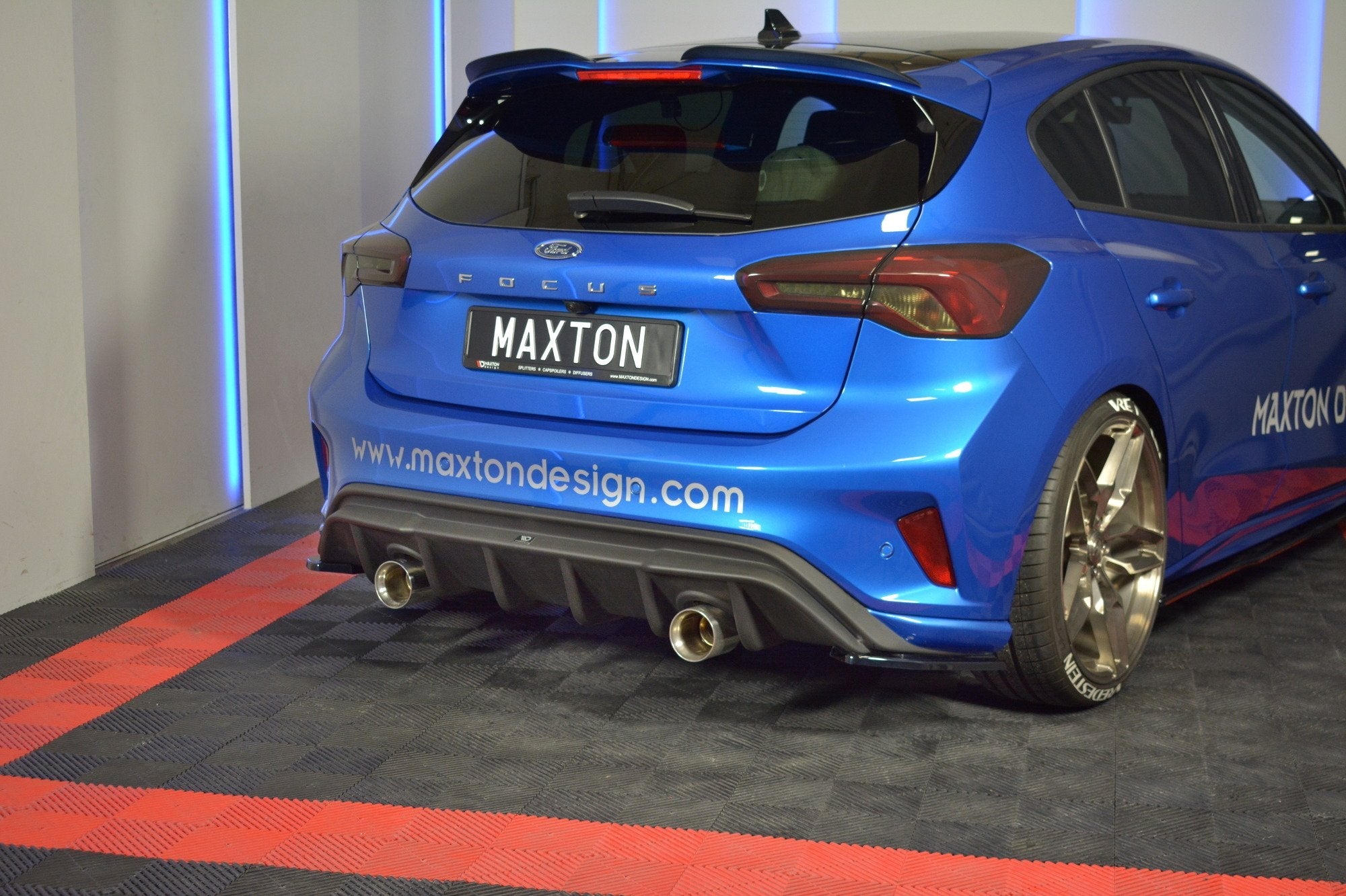 Maxton Design - Heck Ansatz Flaps Diffusor V2 für (Für Diffusor ) Ford Focus Hatchabck ST - Line - Aerowerk.