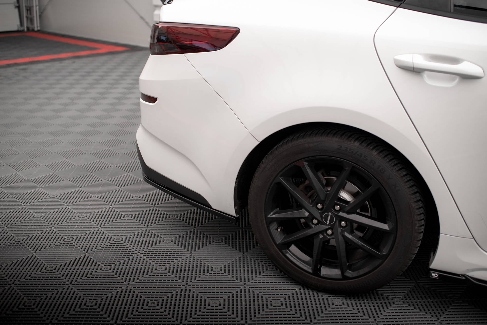 Maxton Design - Heck Ansatz Flaps Diffusor V2 für Kia Optima Mk4 Facelift - Aerowerk.