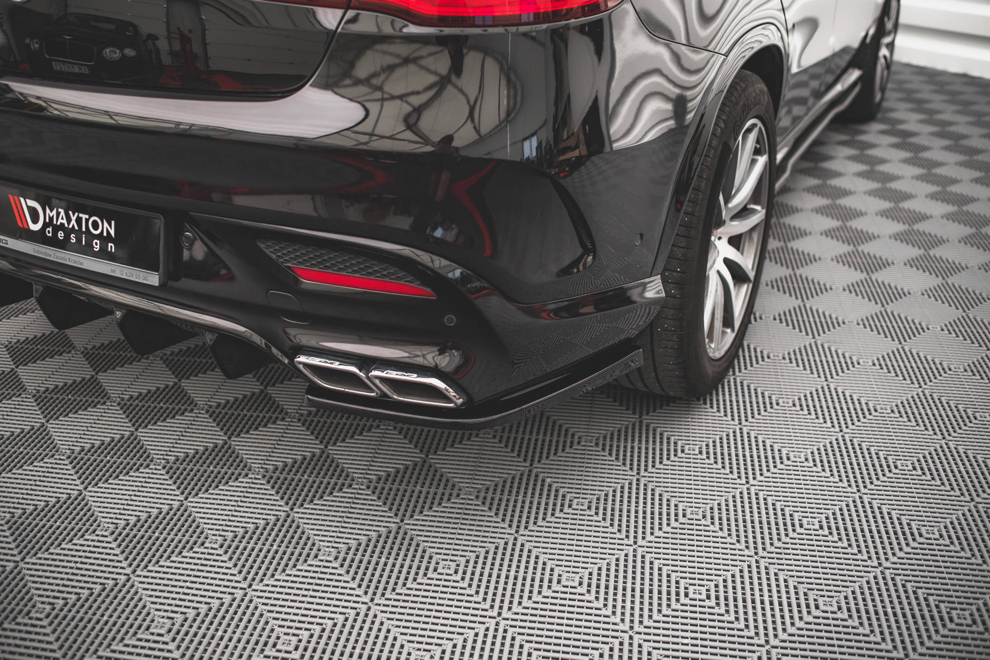 Maxton Design - Heck Ansatz Flaps Diffusor V2 für Mercedes - Benz GLE Coupe 63 AMG C292 - Aerowerk.