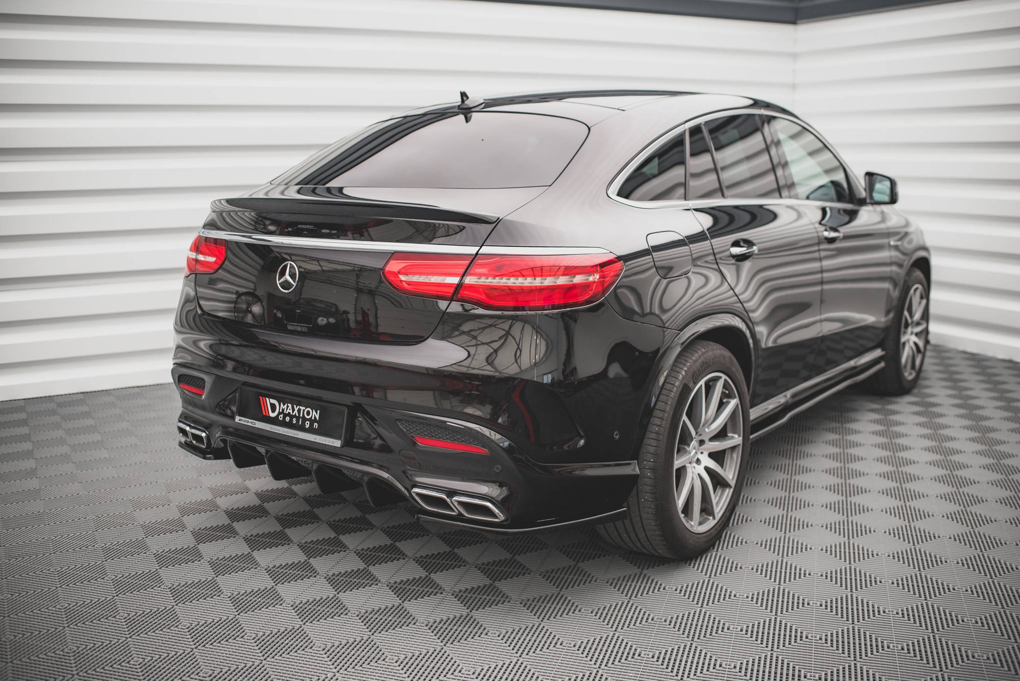 Maxton Design - Heck Ansatz Flaps Diffusor V2 für Mercedes - Benz GLE Coupe 63 AMG C292 - Aerowerk.