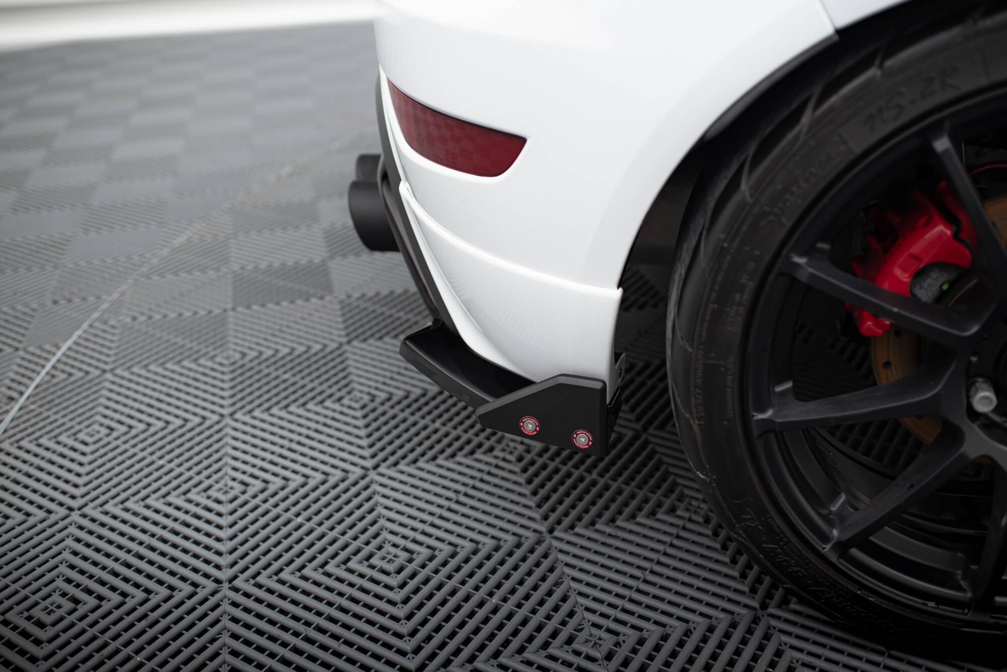 Maxton Design - Heck Ansatz Flaps Diffusor V3 + Flaps für Ford Fiesta ST Mk7 Facelift - Aerowerk.