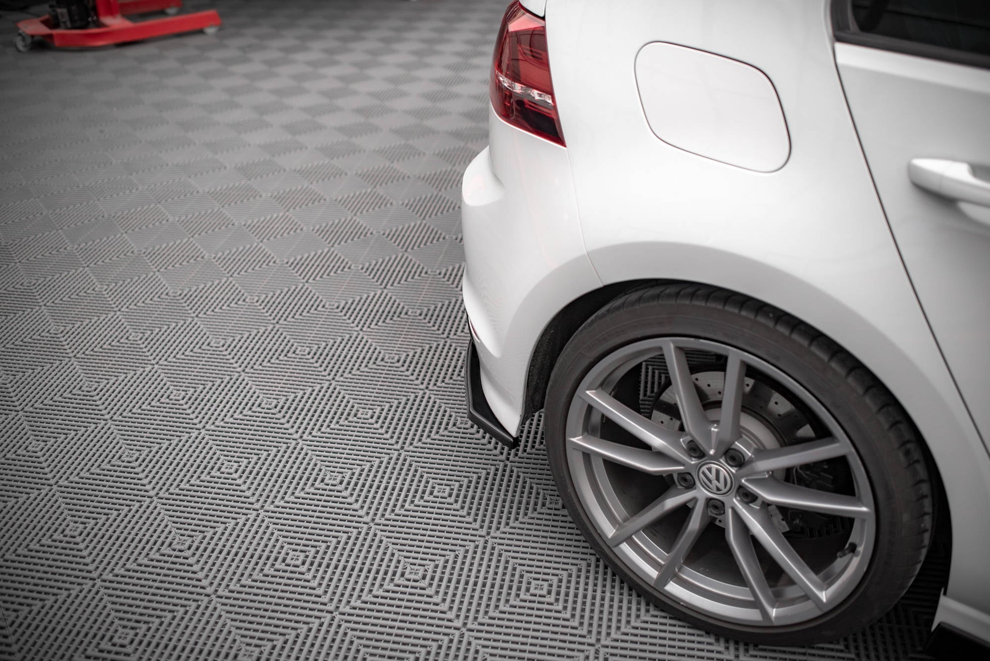 Maxton Design - Heck Ansatz Flaps Diffusor V3 für VW Golf R Mk7 - Aerowerk.