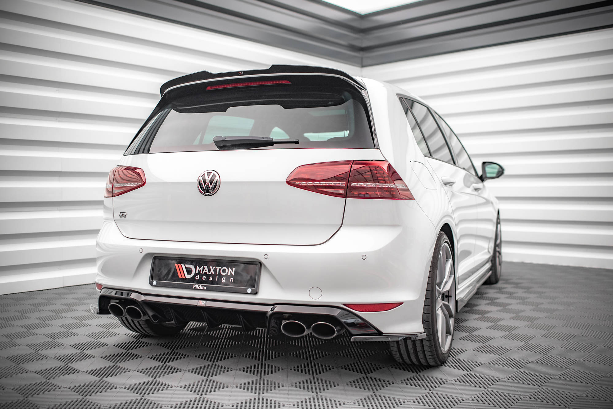 Maxton Design - Heck Ansatz Flaps Diffusor V4 für VW Golf R Mk7 - Aerowerk.