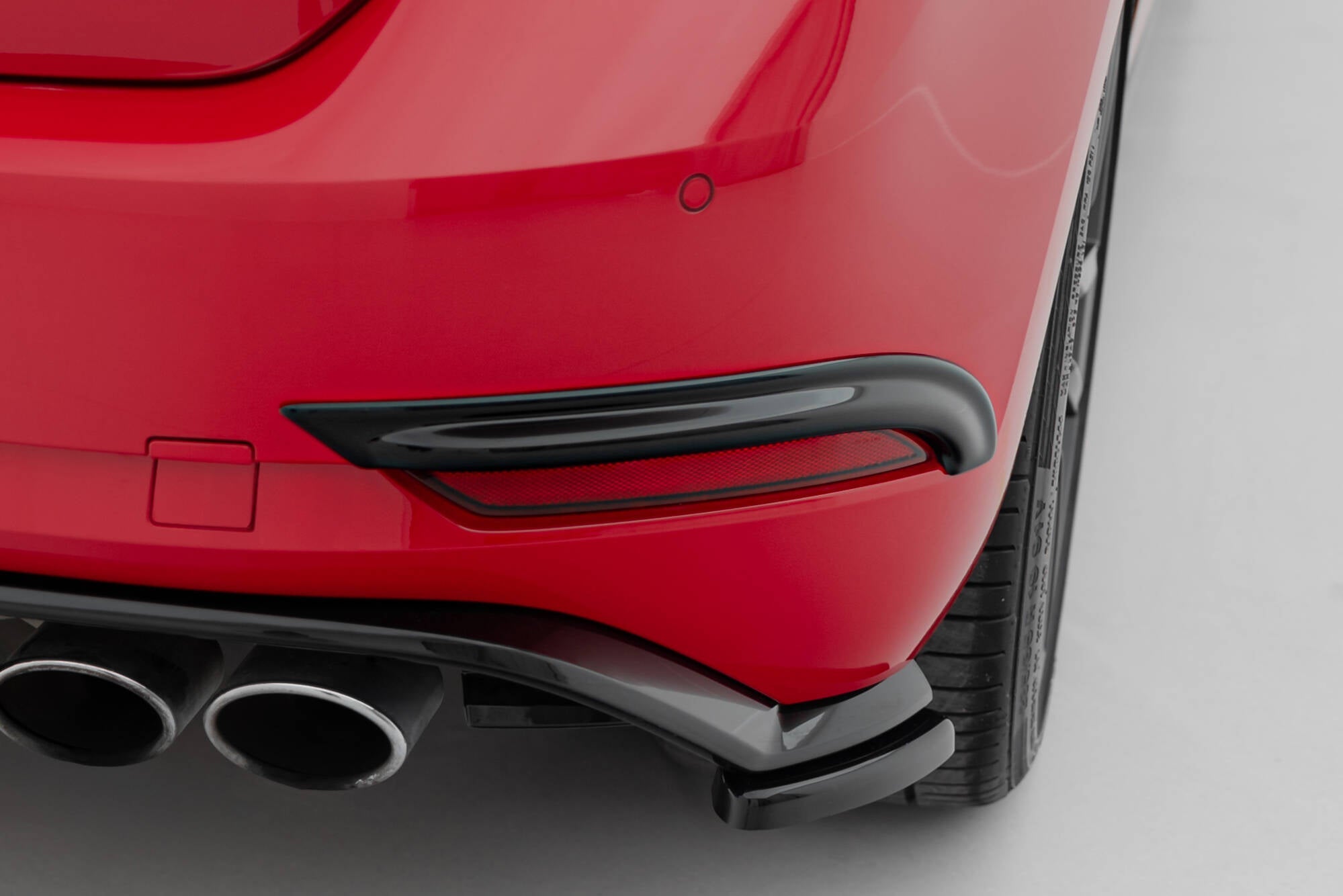 Maxton Design - Hintere Rahmen Für Leuchten VW Golf R / R - Line Mk7 Facelift - Aerowerk.