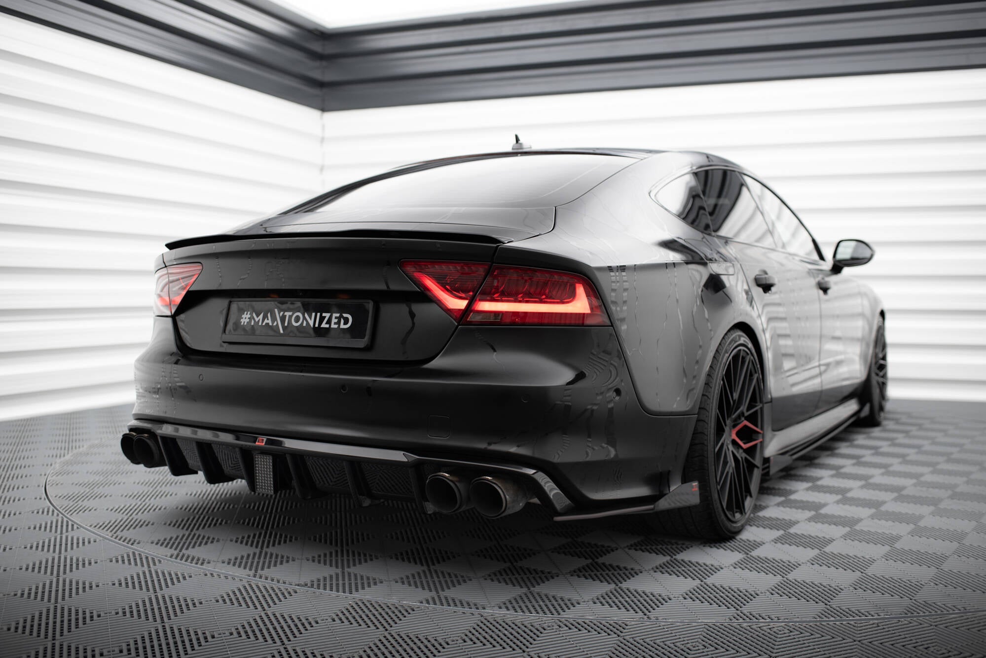 Maxton Design - Hintere Seiten Flaps für Audi A7 S - Line C7 - Aerowerk.