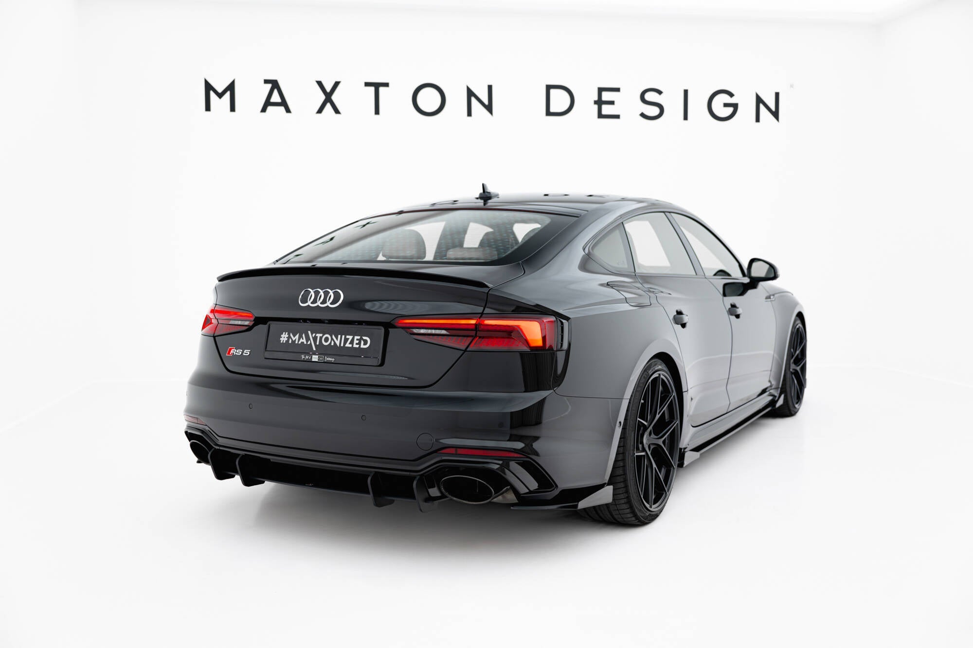 Maxton Design - Hintere Seiten Flaps für Audi RS5 Sportback F5 - Aerowerk.