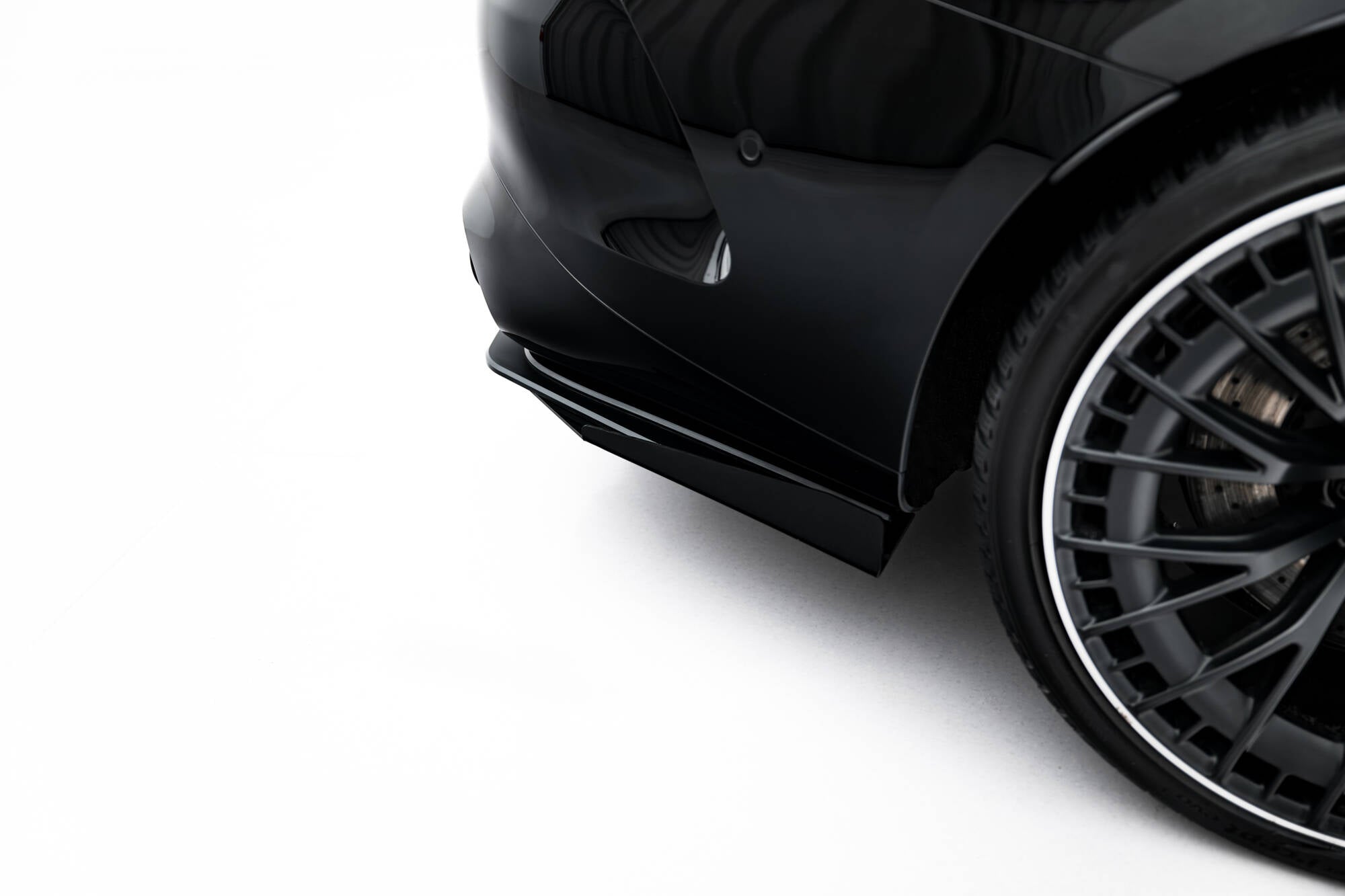 Maxton Design - Hintere Seiten Flaps für Mercedes - AMG CLE 53 C236 - Aerowerk.