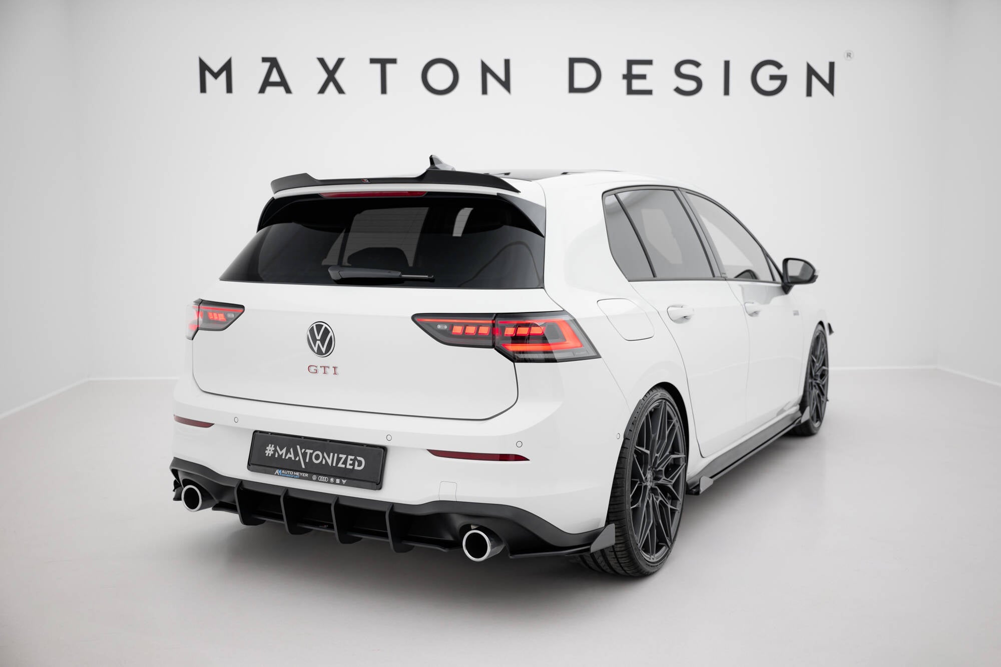 Maxton Design - Hintere Seiten Flaps für VW Golf GTI / GTE / R - Line Mk8 - Aerowerk.