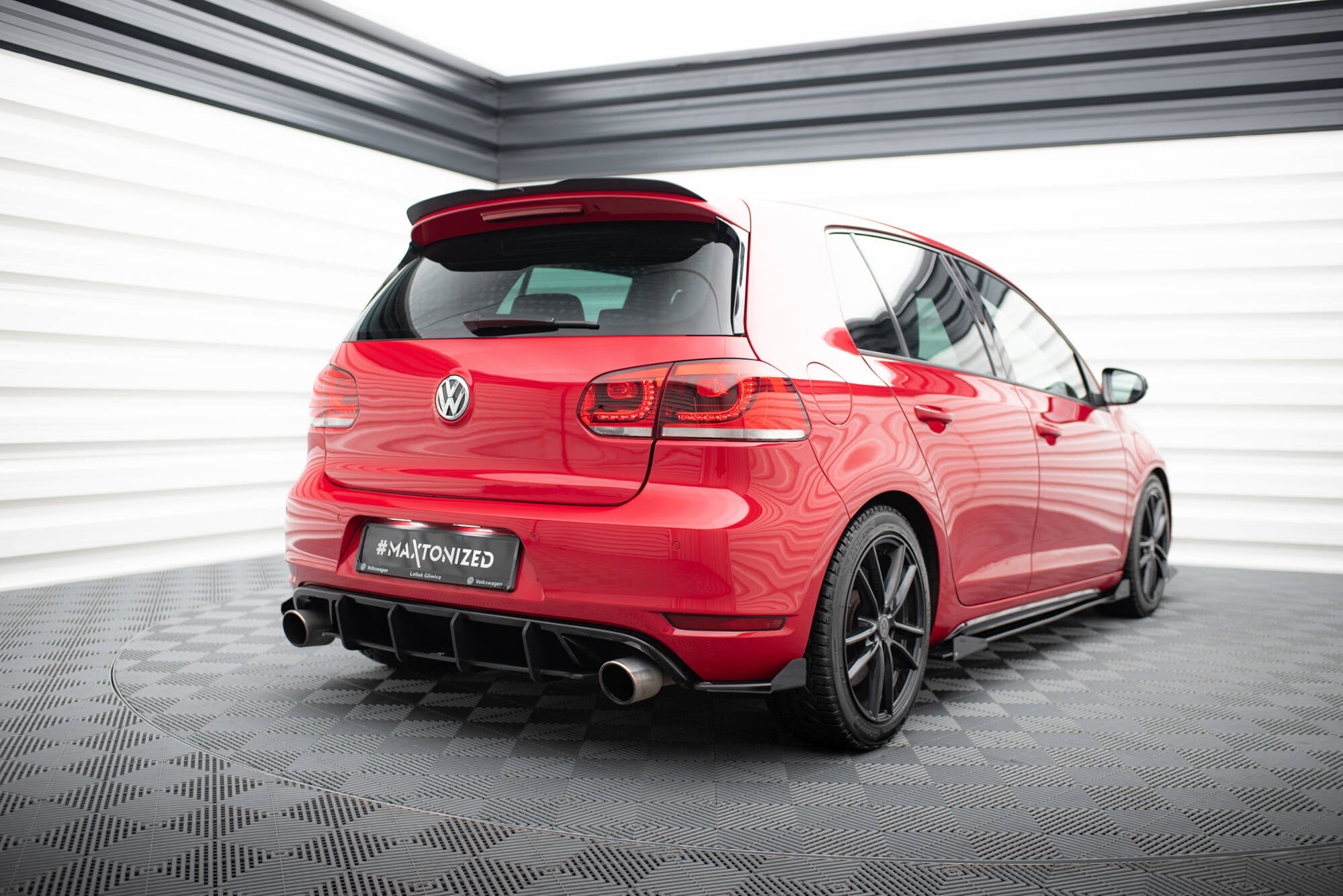 Maxton Design - Hintere Seiten Flaps für VW Golf GTI Mk6 - Aerowerk.