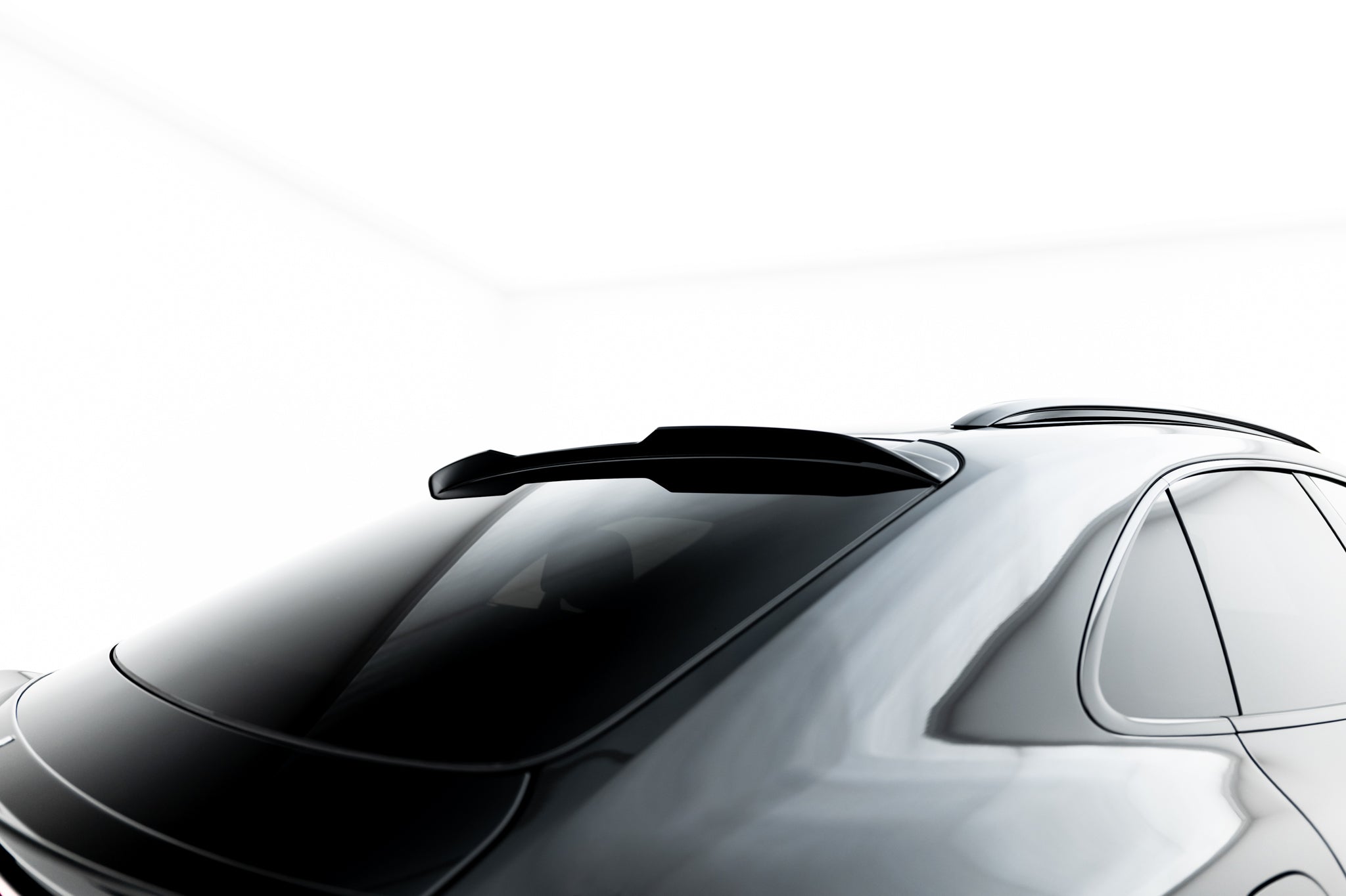 Maxton Design - Höher Spoiler für Porsche Macan EV Mk1 - Aerowerk.