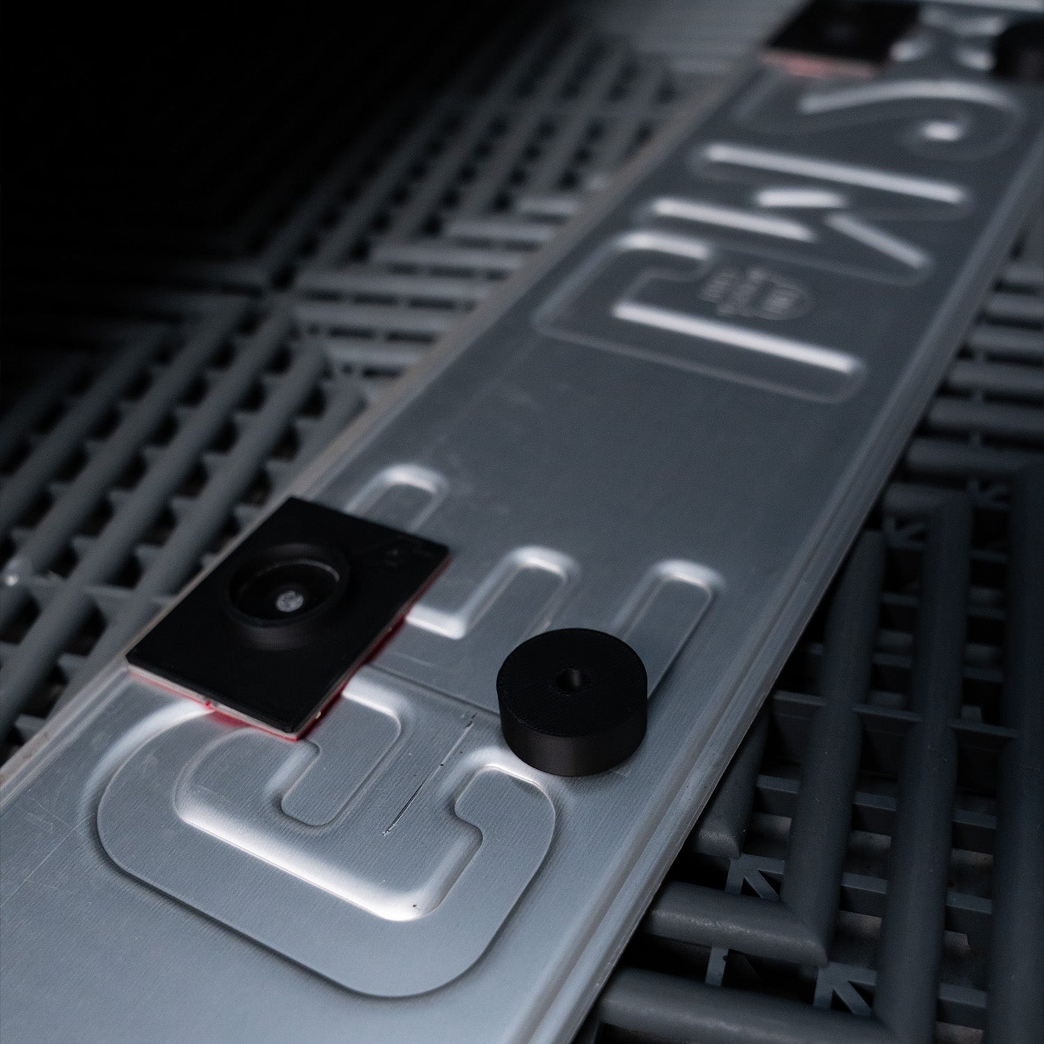 Magnet Kennzeichenhalter für Ford Focus ST/RS Ford Fiesta ST - Aerowerk.