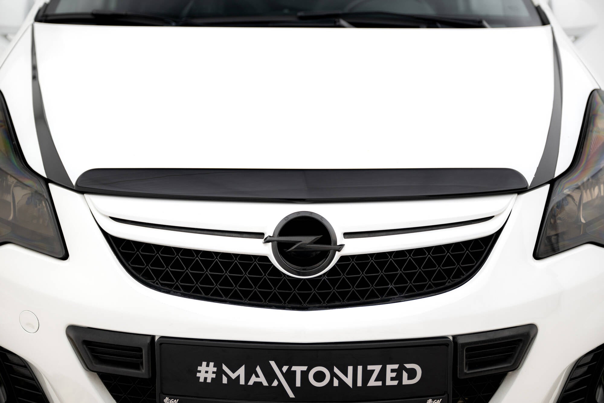 Maxton Design - Maske Erweiterung für Opel Corsa D OPC / VXR - Aerowerk.