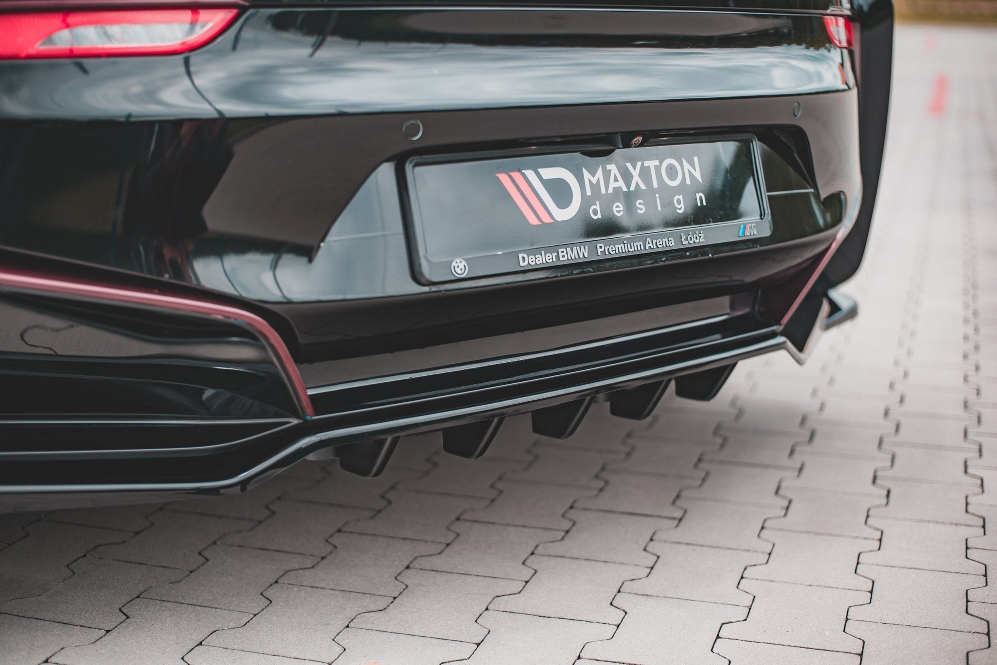 Maxton Design - Mittlerer Cup Diffusor DTM Look Heck Ansatz für BMW i8 - Aerowerk.