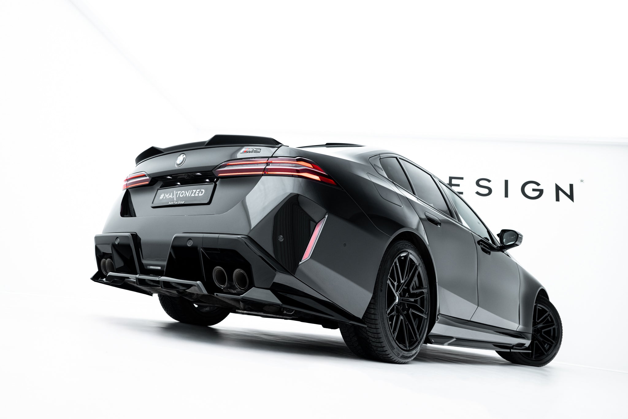 Maxton Design - Mittlerer Cup Diffusor DTM Look Heck Ansatz für BMW M5 Limousine / Touring G90 - Aerowerk.