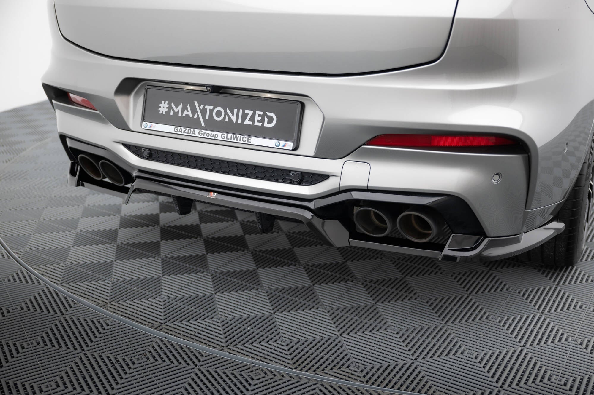 Maxton Design - Mittlerer Cup Diffusor DTM Look Heck Ansatz für BMW X4 M F98 - Aerowerk.