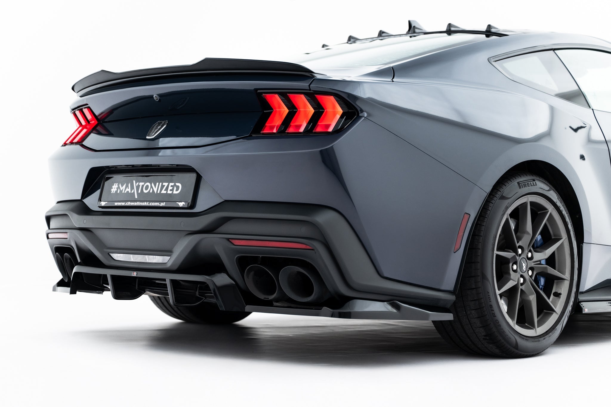 Maxton Design - Mittlerer Cup Diffusor DTM Look Heck Ansatz für Ford Mustang Dark Horse Mk7 - Aerowerk.