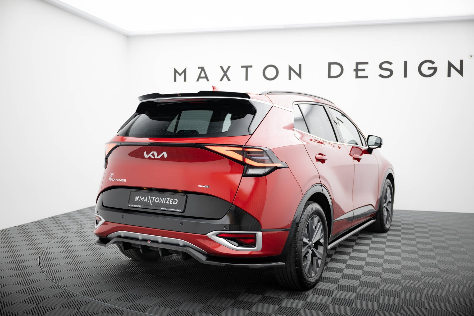 Maxton Design - Mittlerer Cup Diffusor DTM Look Heck Ansatz für Kia Sportage GT - Line Mk5 - Aerowerk.