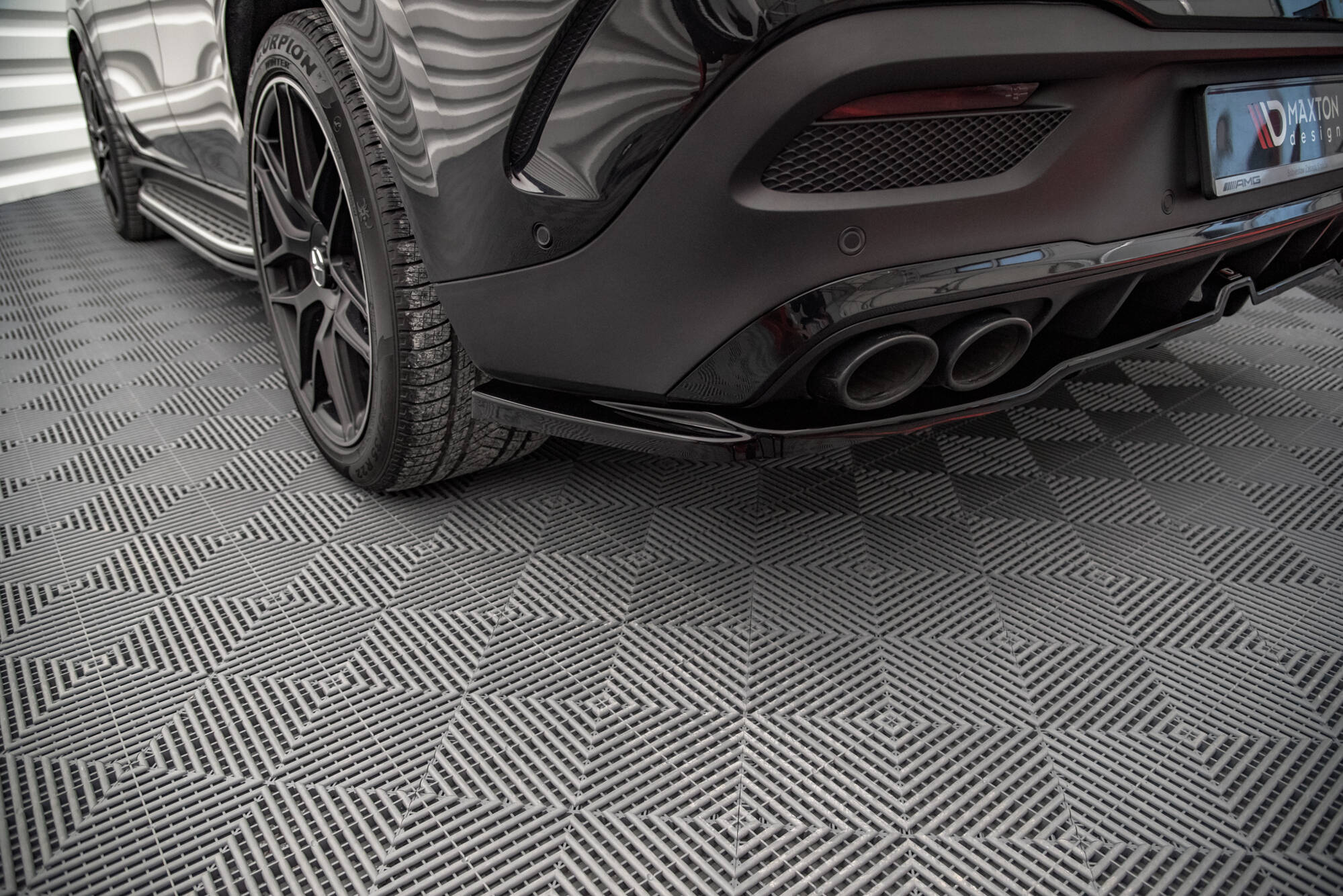 Maxton Design - Mittlerer Cup Diffusor DTM Look Heck Ansatz für Mercedes - AMG GLE 53 Coupe C167 / C167 Facelift - Aerowerk.