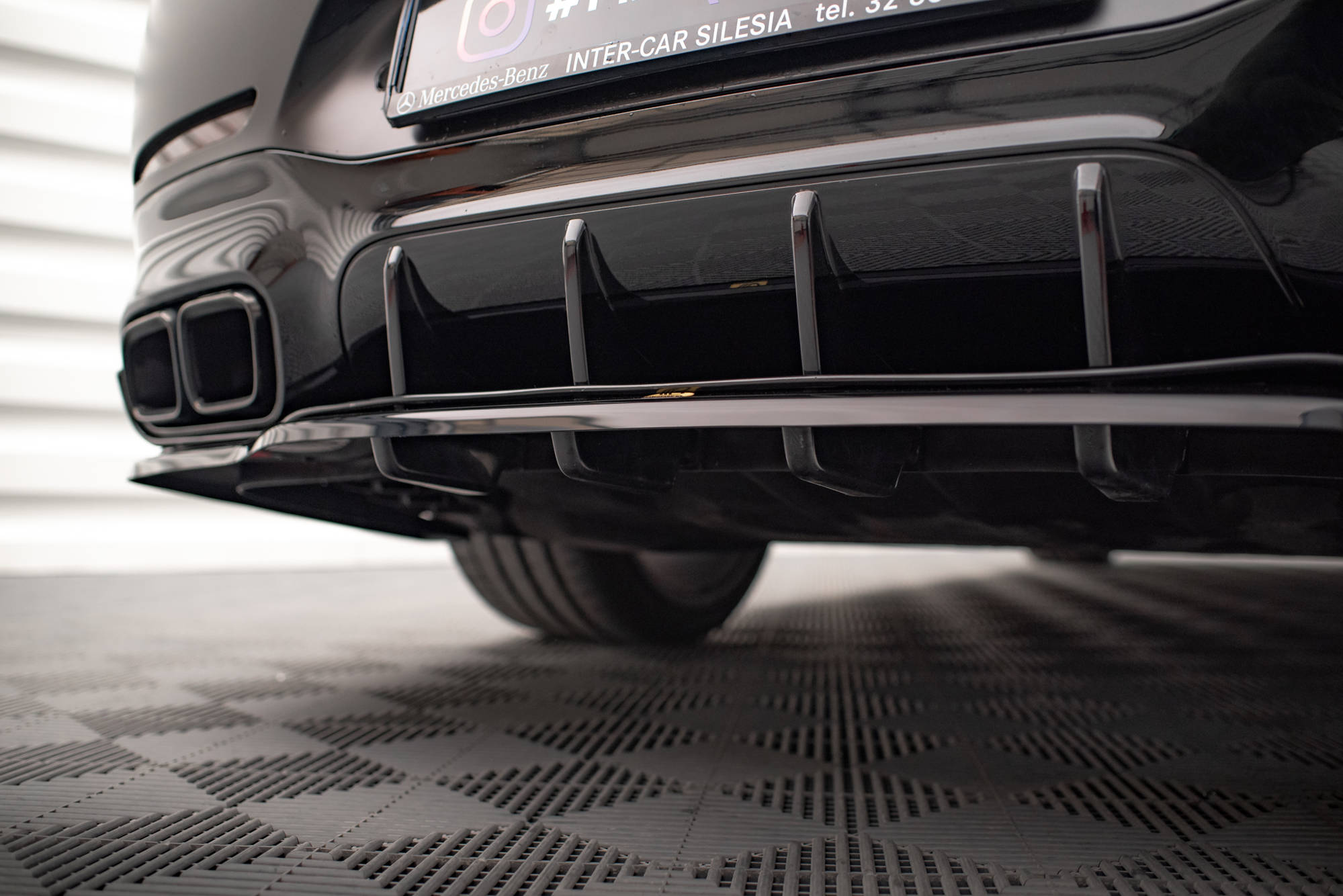 Maxton Design - Mittlerer Cup Diffusor DTM Look Heck Ansatz für Mercedes - AMG GT 63S 4 - Door Coupe Aero - Aerowerk.