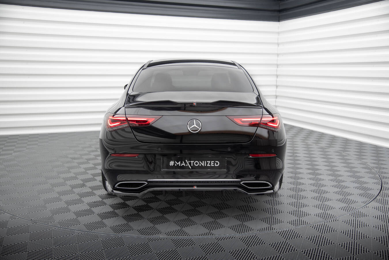 Maxton Design - Mittlerer Cup Diffusor DTM Look Heck Ansatz für Mercedes - Benz CLA Coupe C118 - Aerowerk.