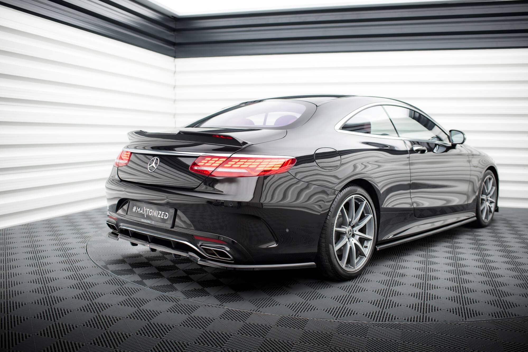 Maxton Design - Mittlerer Cup Diffusor DTM Look Heck Ansatz für Mercedes - Benz S Coupe AMG - Line C217 Facelift - Aerowerk.