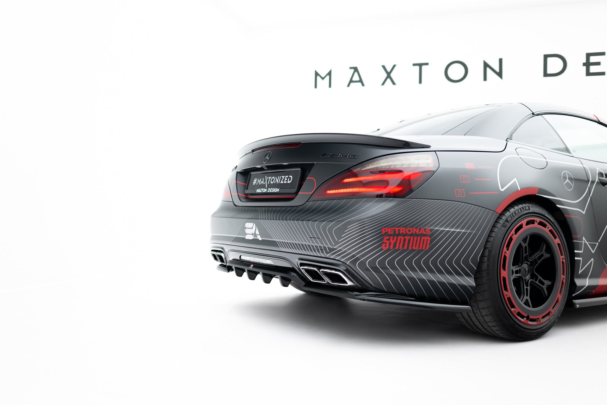 Maxton Design - Mittlerer Cup Diffusor DTM Look Heck Ansatz für Mercedes - Benz SL 63 AMG R231 - Aerowerk.