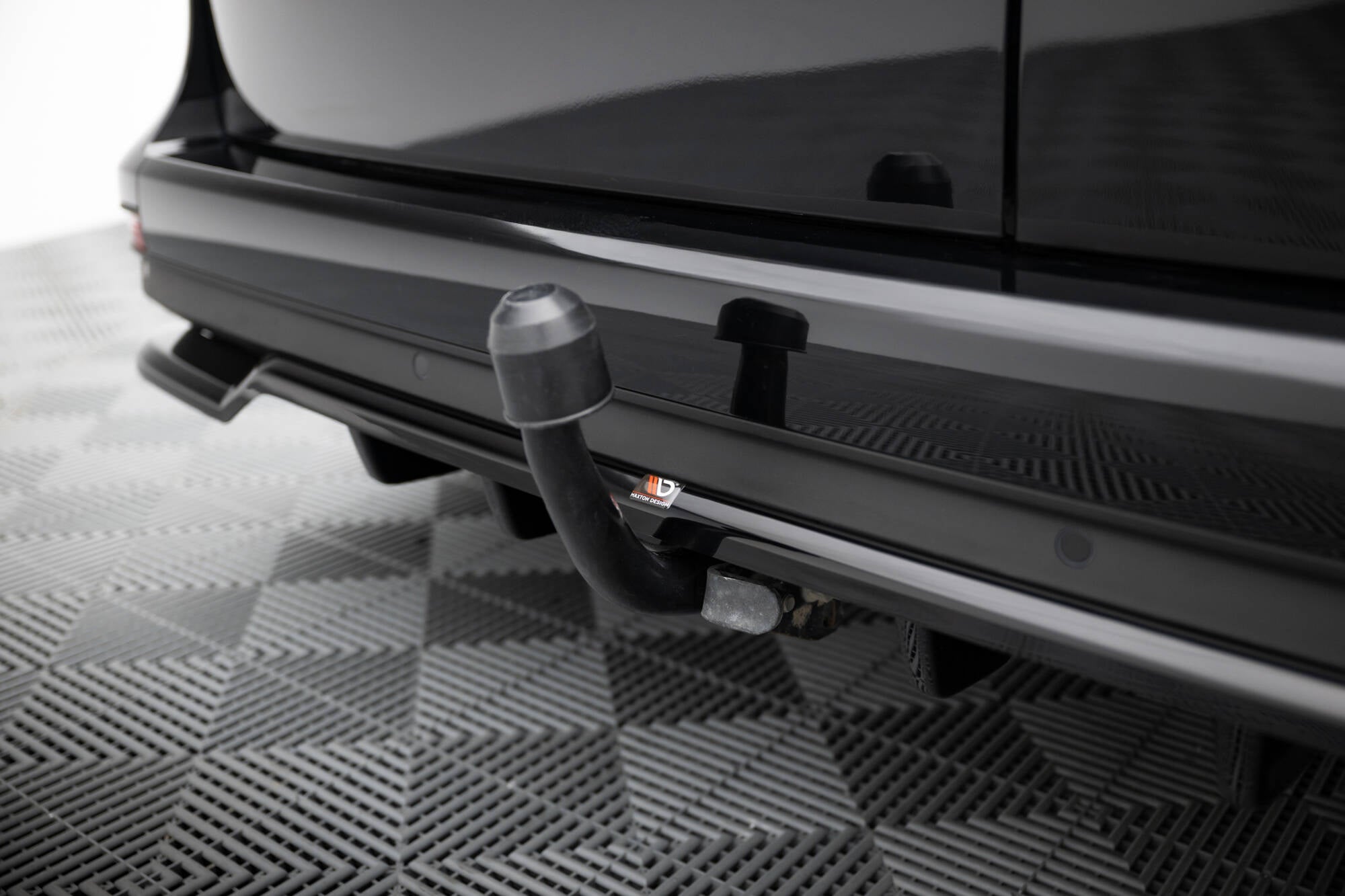 Maxton Design - Mittlerer Cup Diffusor DTM Look Heck Ansatz für Mercedes - Benz T W420 - Aerowerk.