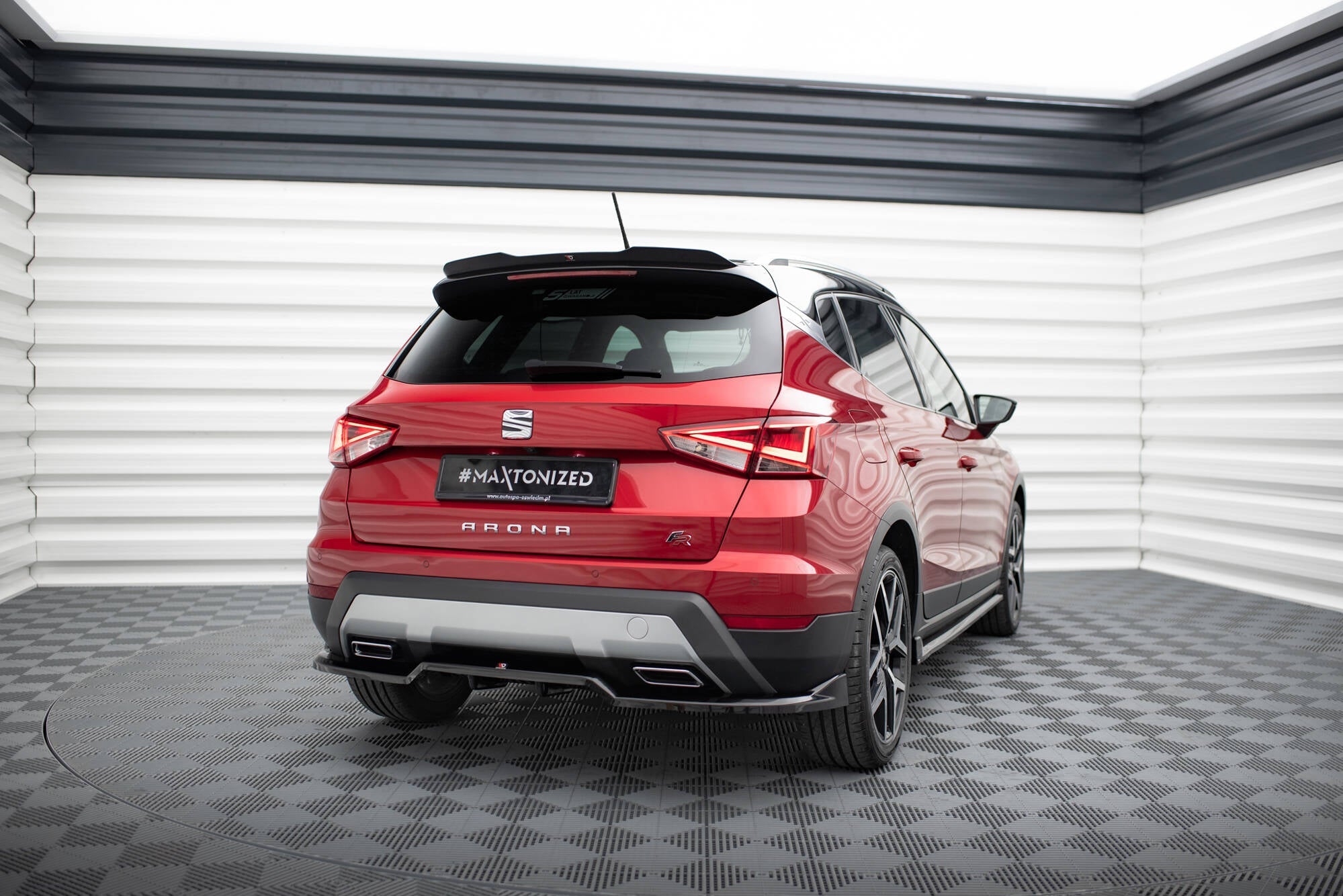 Maxton Design - Mittlerer Cup Diffusor DTM Look Heck Ansatz für Seat Arona FR Mk1 - Aerowerk.