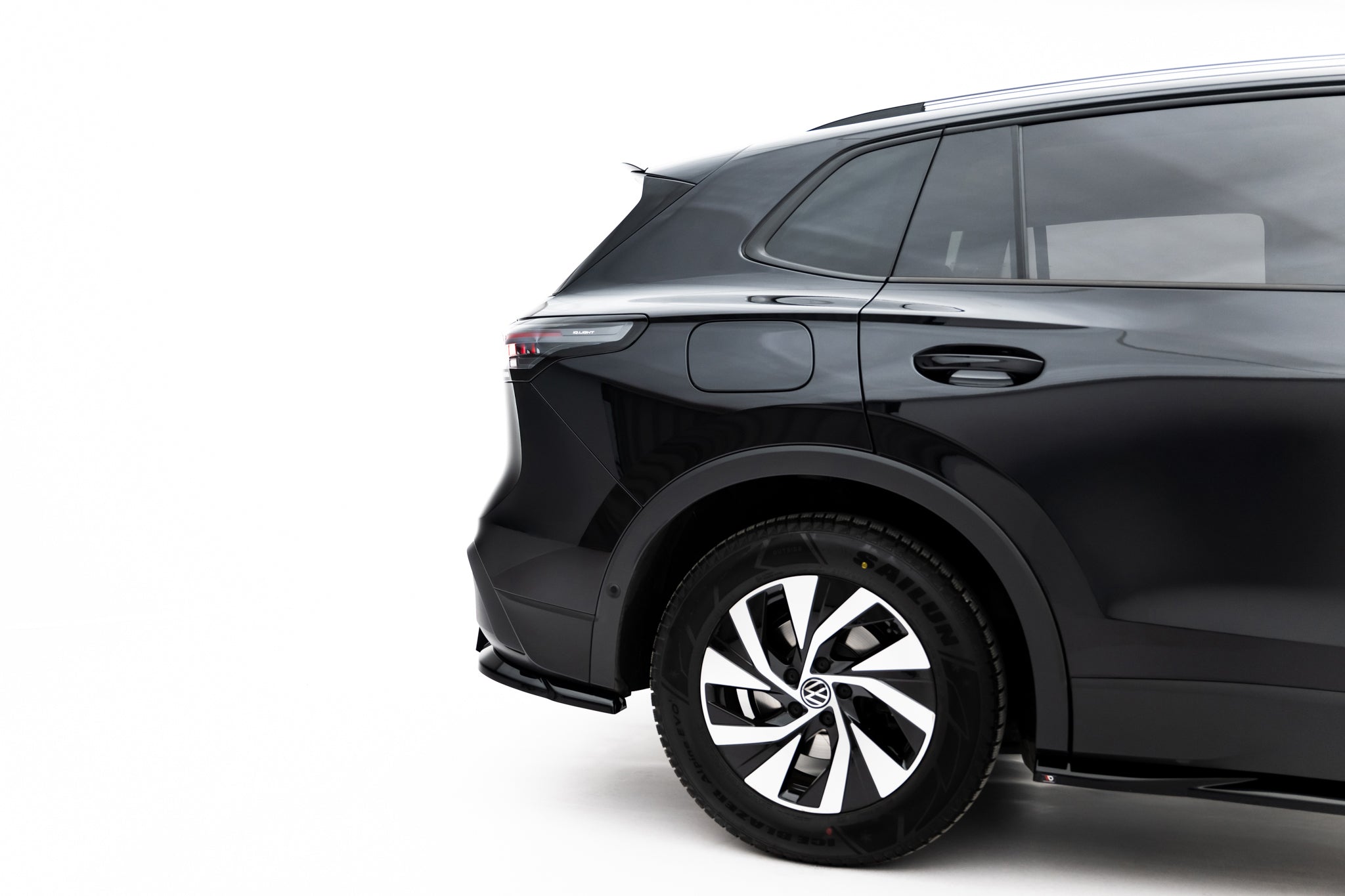 Maxton Design - Mittlerer Cup Diffusor DTM Look Heck Ansatz für VW Tiguan Mk3 - Aerowerk.