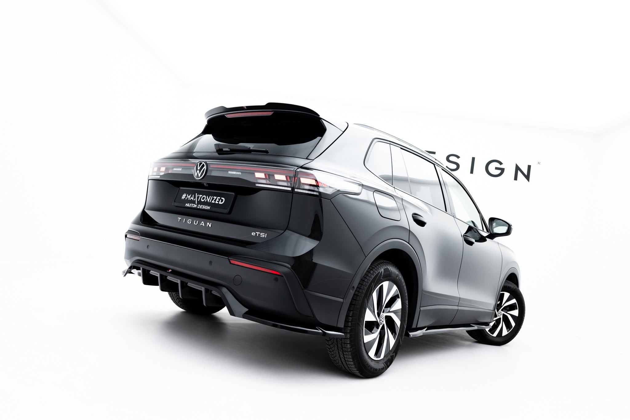 Maxton Design - Mittlerer Cup Diffusor DTM Look Heck Ansatz für VW Tiguan Mk3 - Aerowerk.