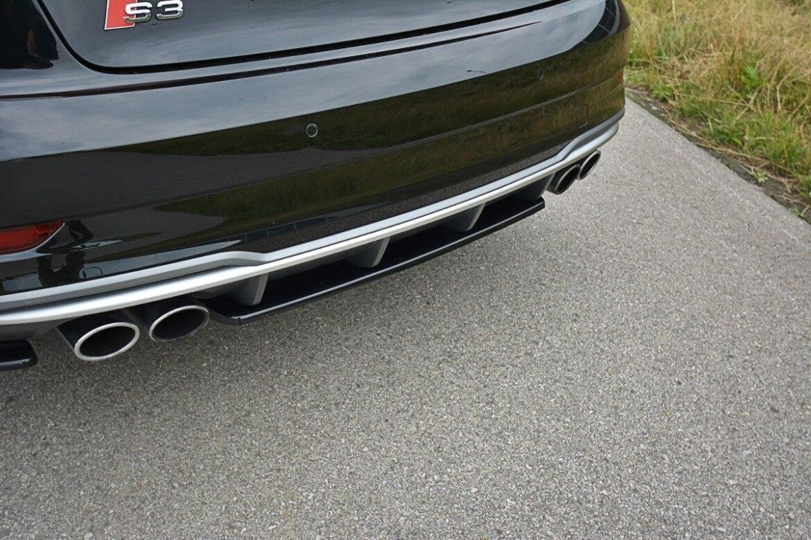 Mittlerer Cup Diffusor Heck Ansatz für Audi S3 8V FL Hatchback / Sportback / Limousine