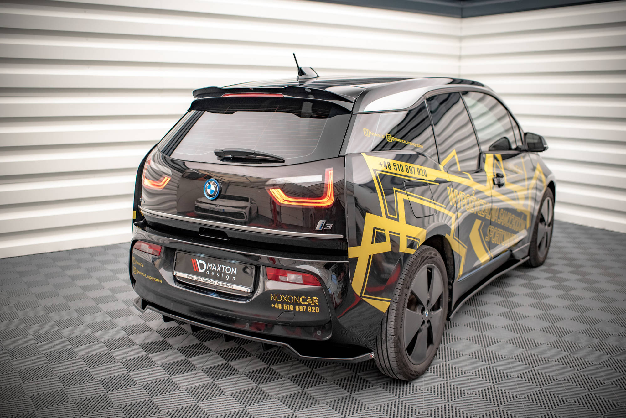 Maxton Design - Mittlerer Cup Diffusor Heck Ansatz für BMW i3 Mk1 Facelift - Aerowerk.