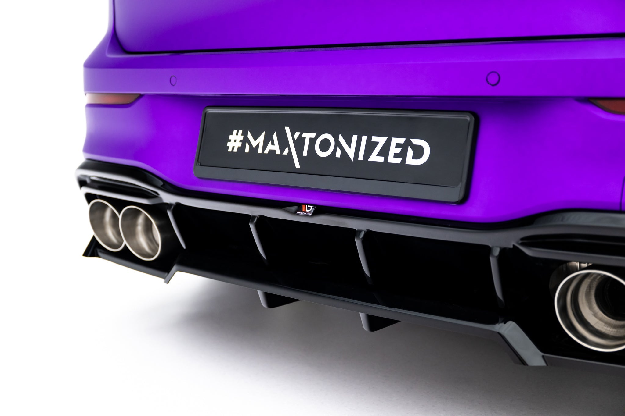 Maxton Design - Mittlerer Cup Diffusor V2 DTM Look Heck Ansatz für VW Golf R Mk8 / Mk8 Facelift - Aerowerk.
