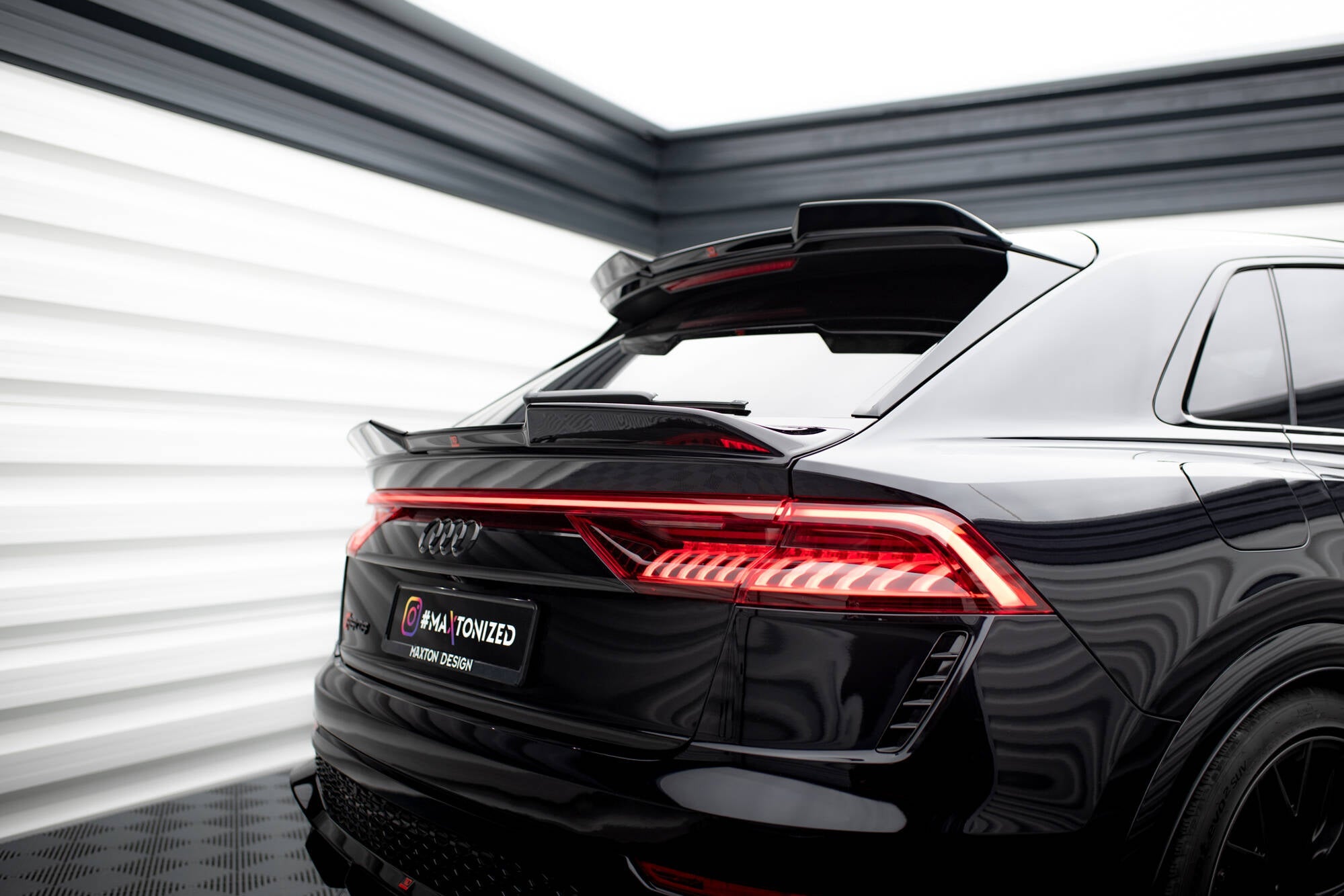 Maxton Design - Niedriger Spoiler CAP 3D für Audi RSQ8 Mk1 Facelift - Aerowerk.