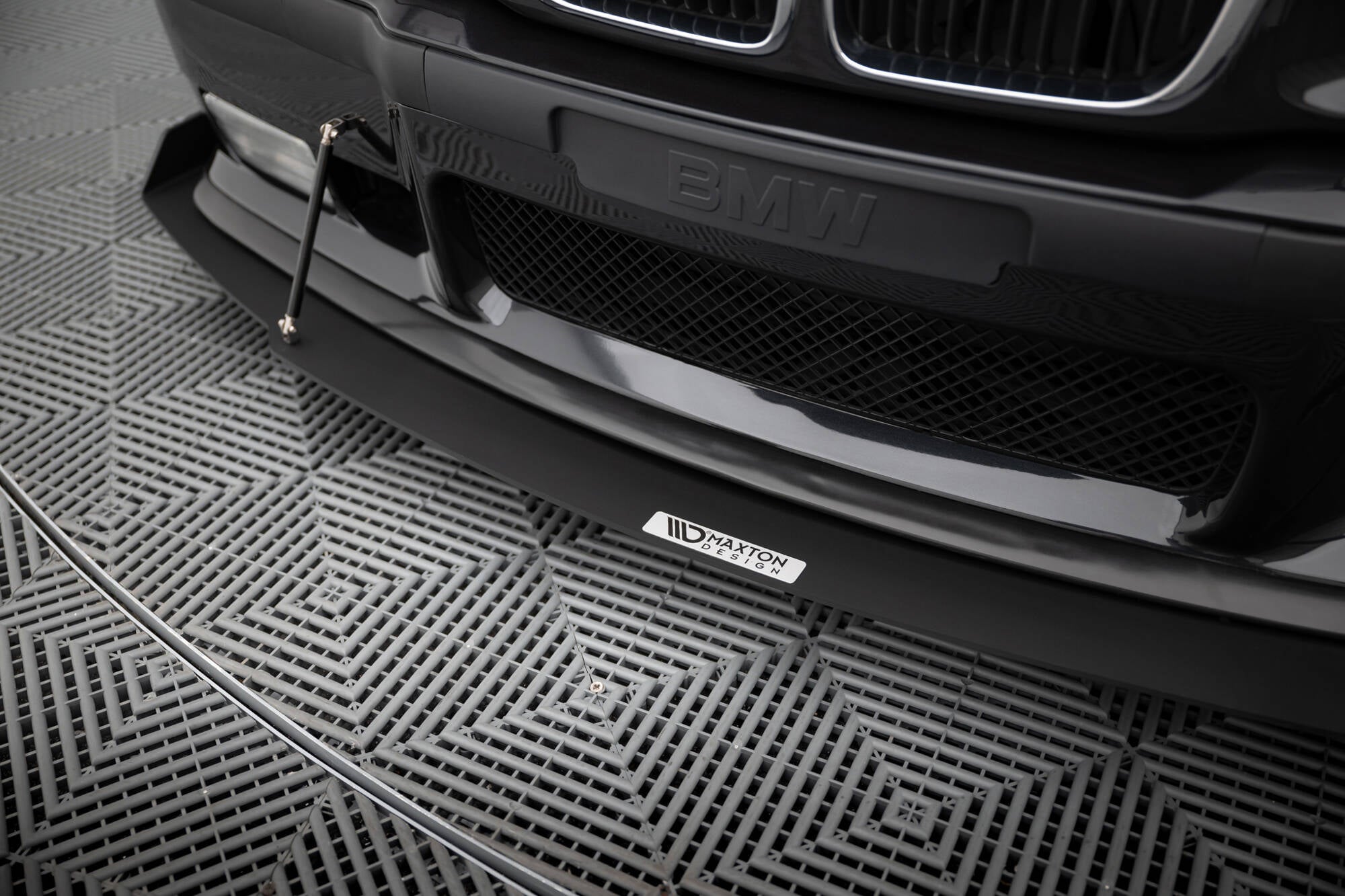 Maxton Design - Racing Frontlippe für BMW M3 / 3er M - Paket E36 Coupe - Aerowerk.