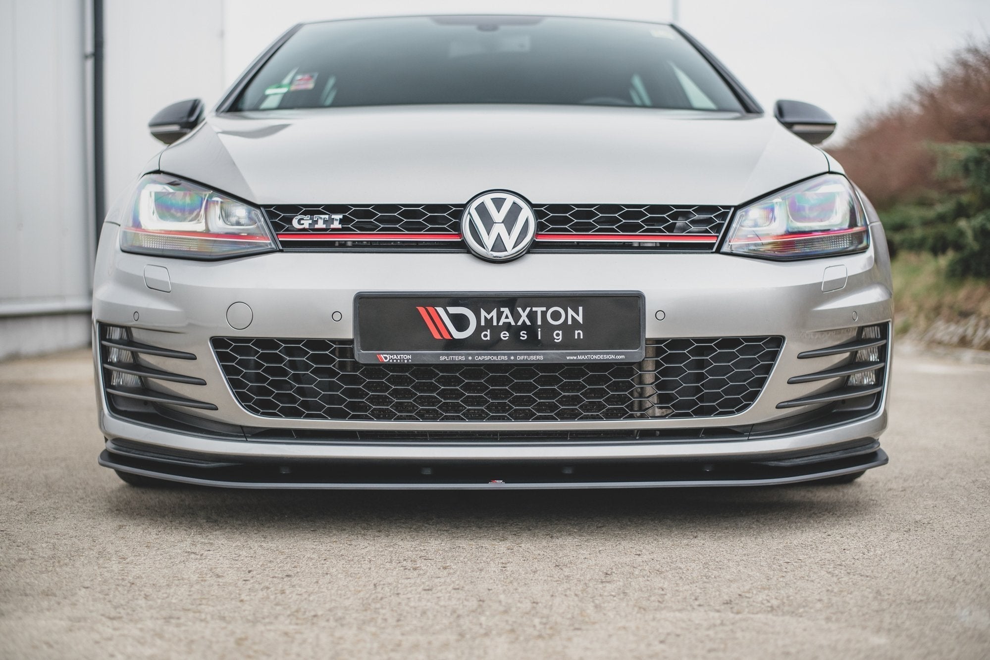 Maxton Design - Racing Frontlippe für VW Golf 7 GTI - Aerowerk.