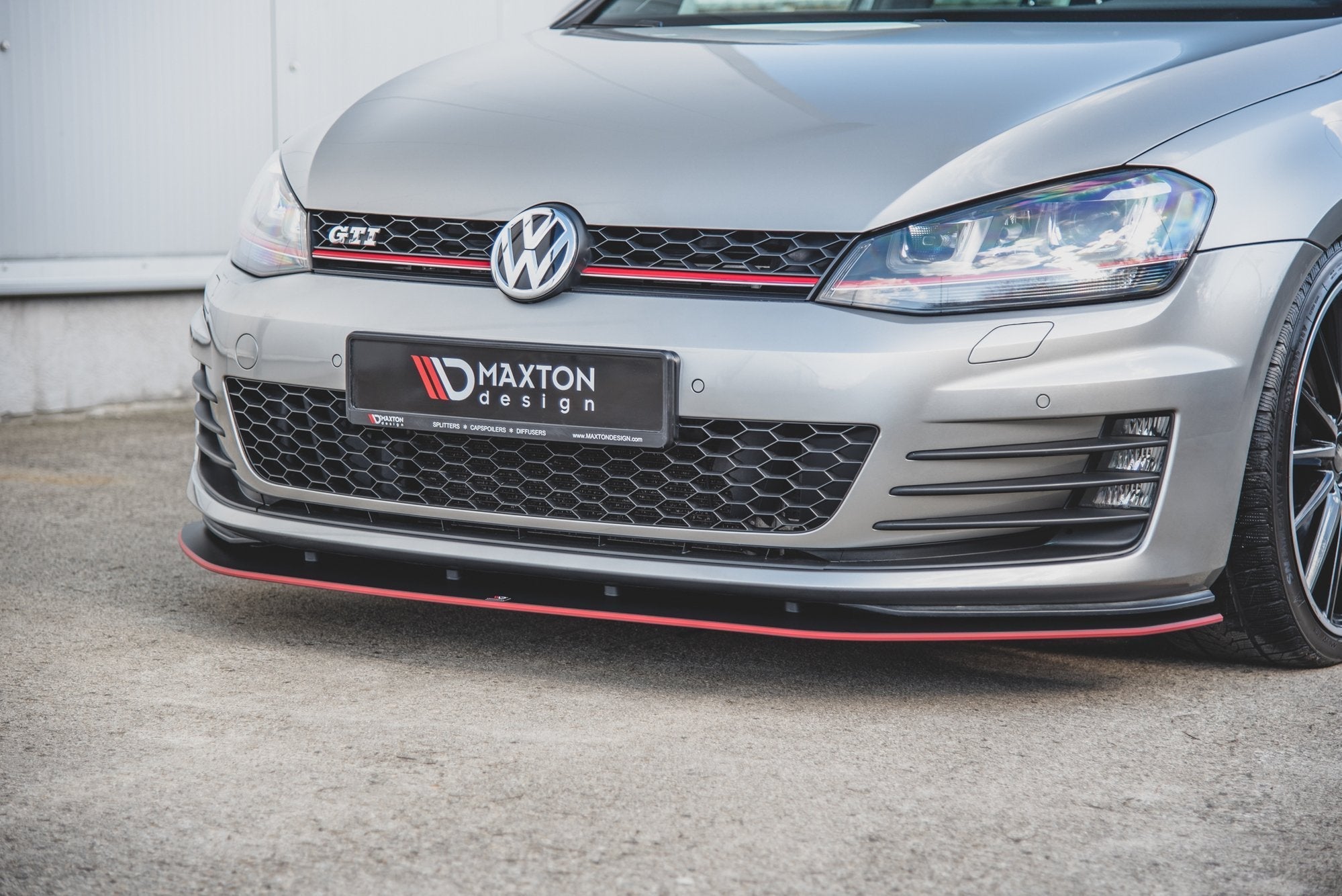 Maxton Design - Racing Frontlippe für VW Golf 7 GTI - Aerowerk.