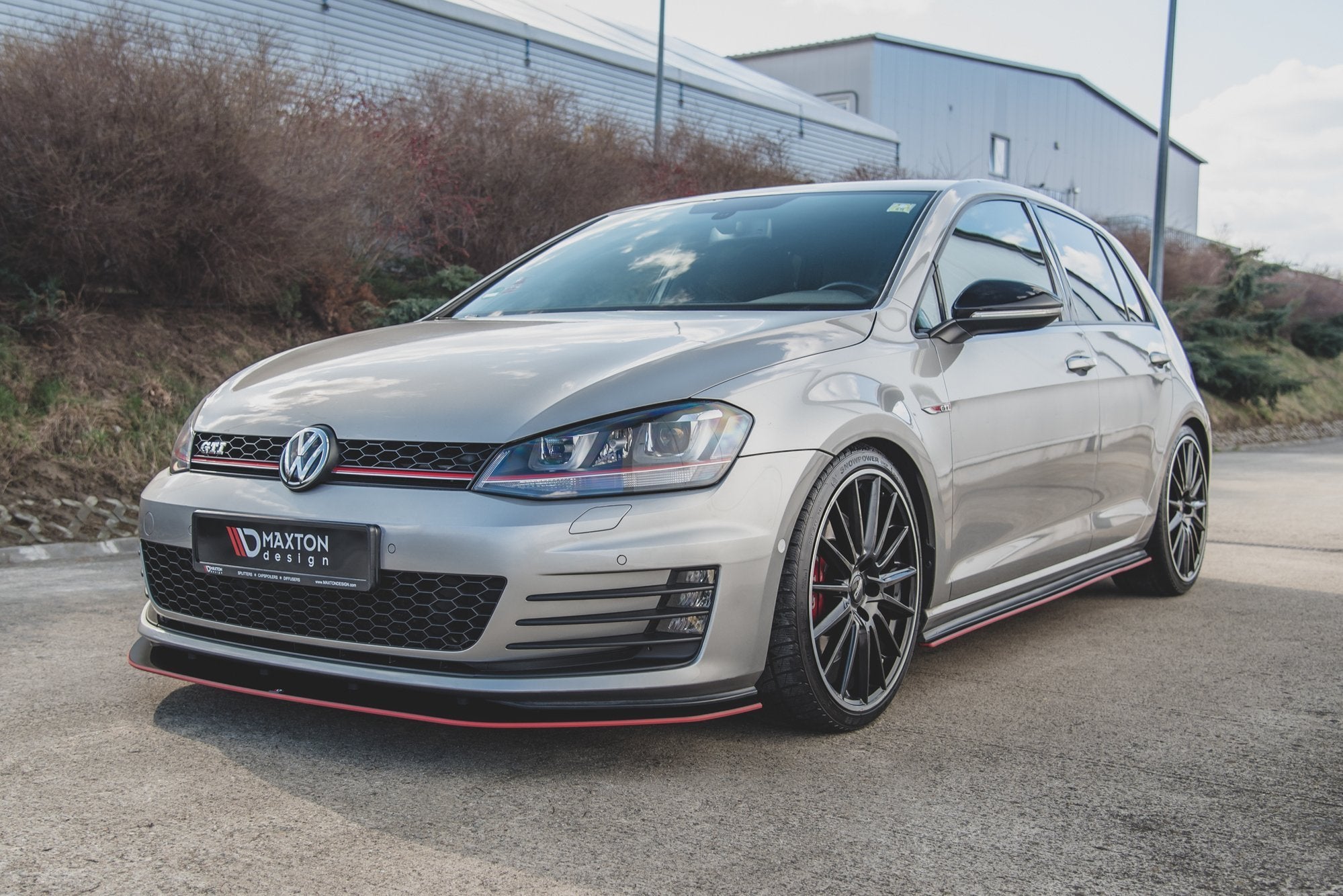 Maxton Design - Racing Seitenschweller Ansatz für VW Golf 7 GTI - Aerowerk.