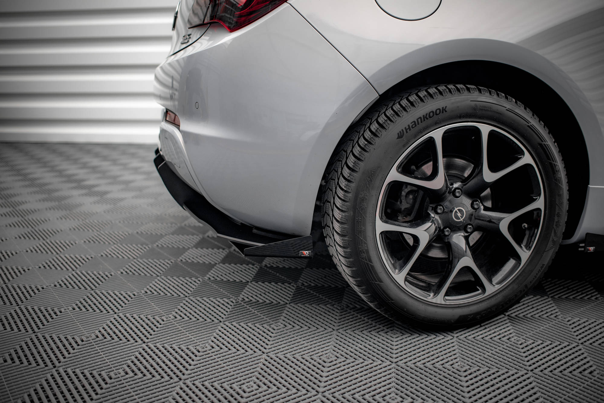 Maxton Design - Robuste Racing Diffusor Heck Ansatz + Flaps für Opel Astra GTC OPC - Line J - Aerowerk.