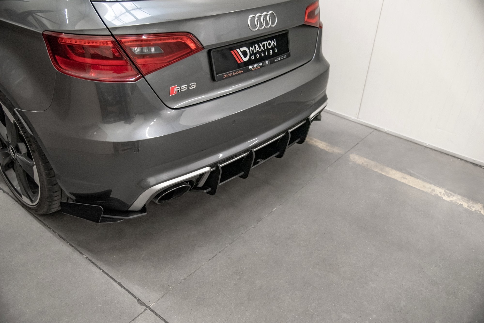 Maxton Design - Robuste Racing Heckschürze V.1 für Audi RS3 8V Sportback - Aerowerk.