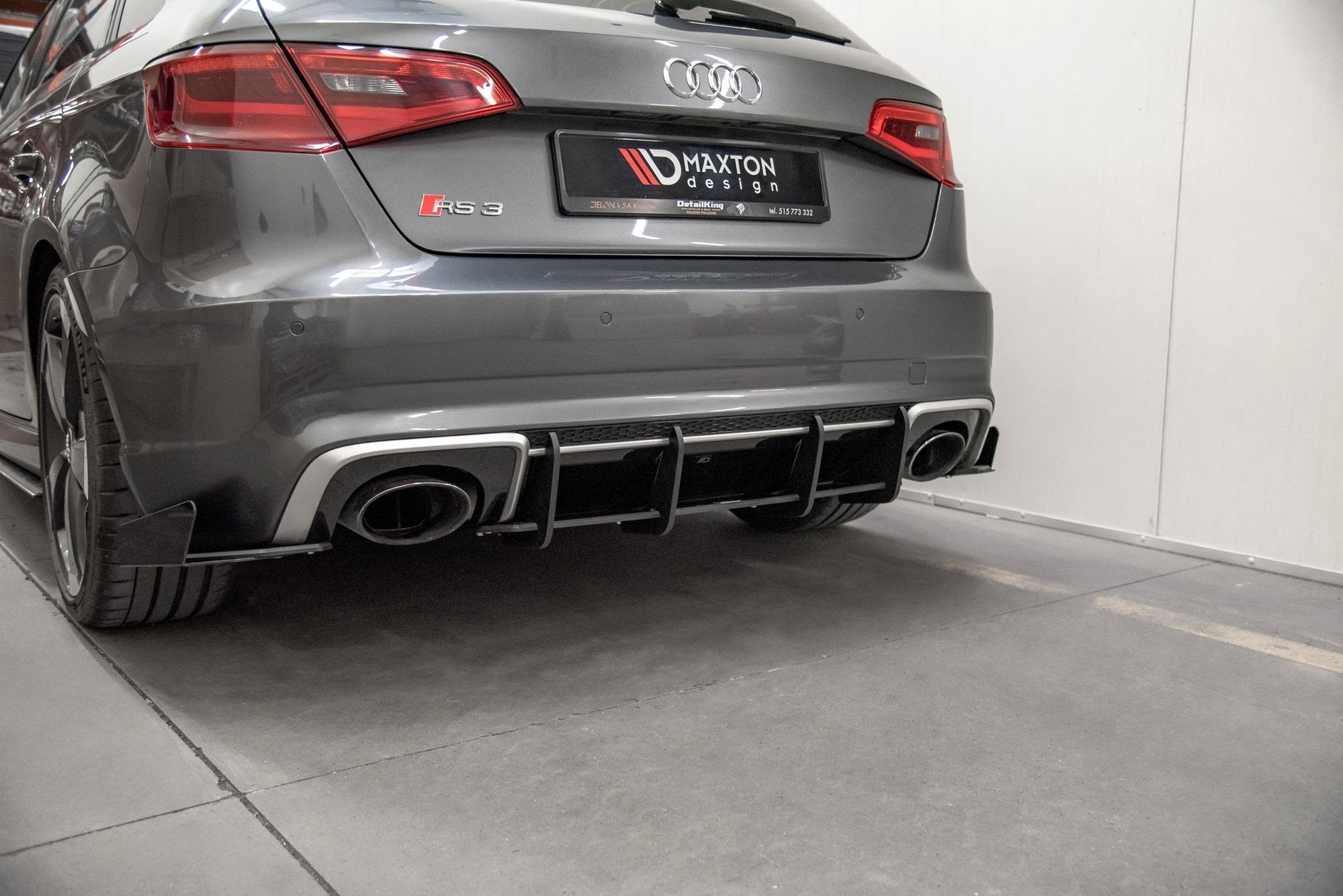 Maxton Design - Robuste Racing Heckschürze V.1 für Audi RS3 8V Sportback - Aerowerk.