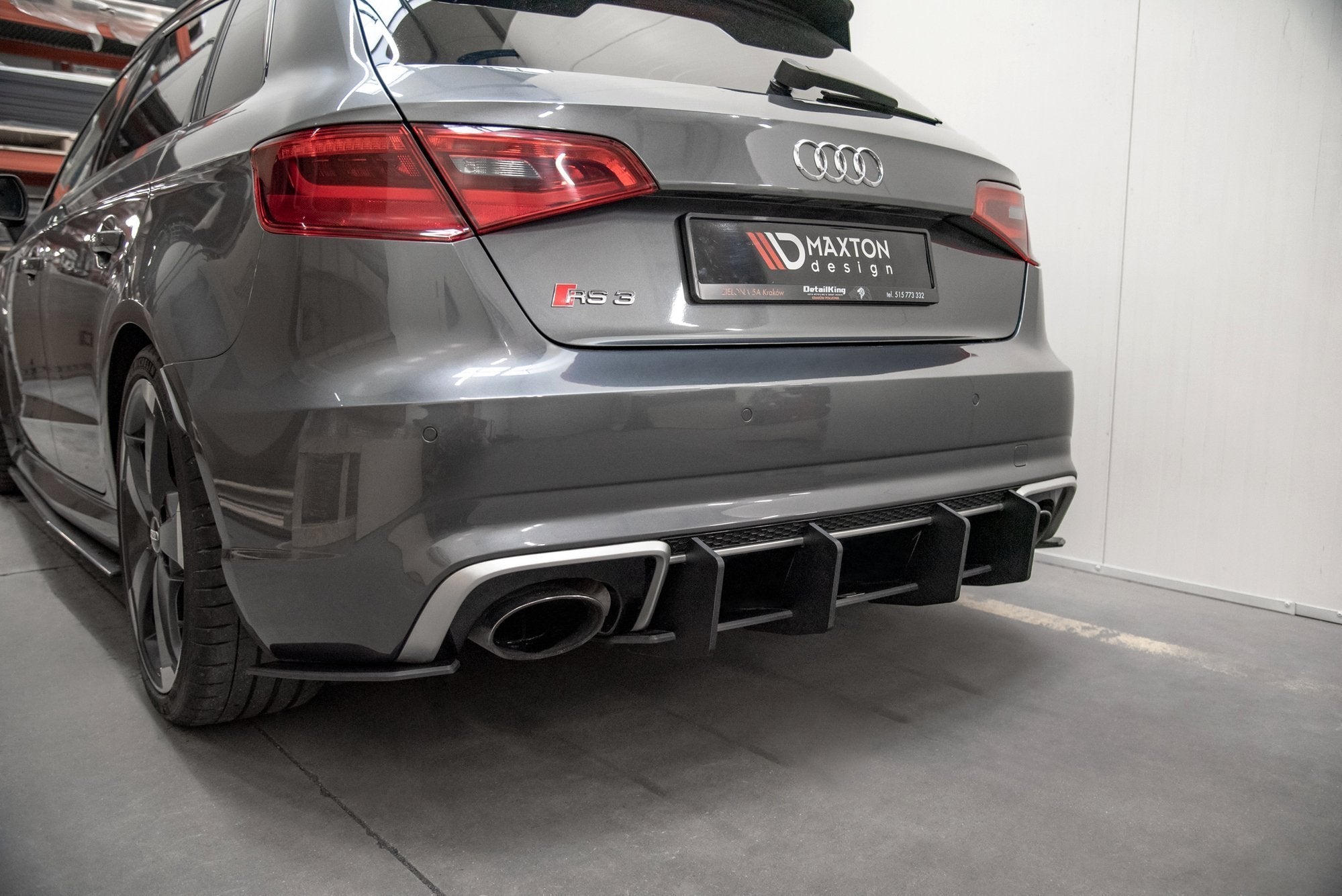 Maxton Design - Robuste Racing Heckschürze V.2 für Audi RS3 8V Sportback - Aerowerk.