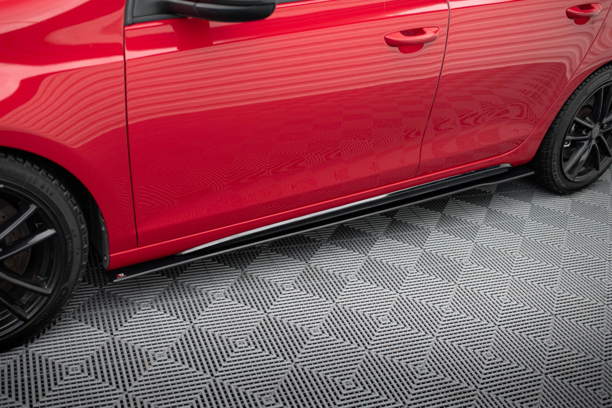 Maxton Design - Robuste Racing Seitenschweller Ansatz für für Volkswagen Golf GTI Mk6 - Aerowerk.