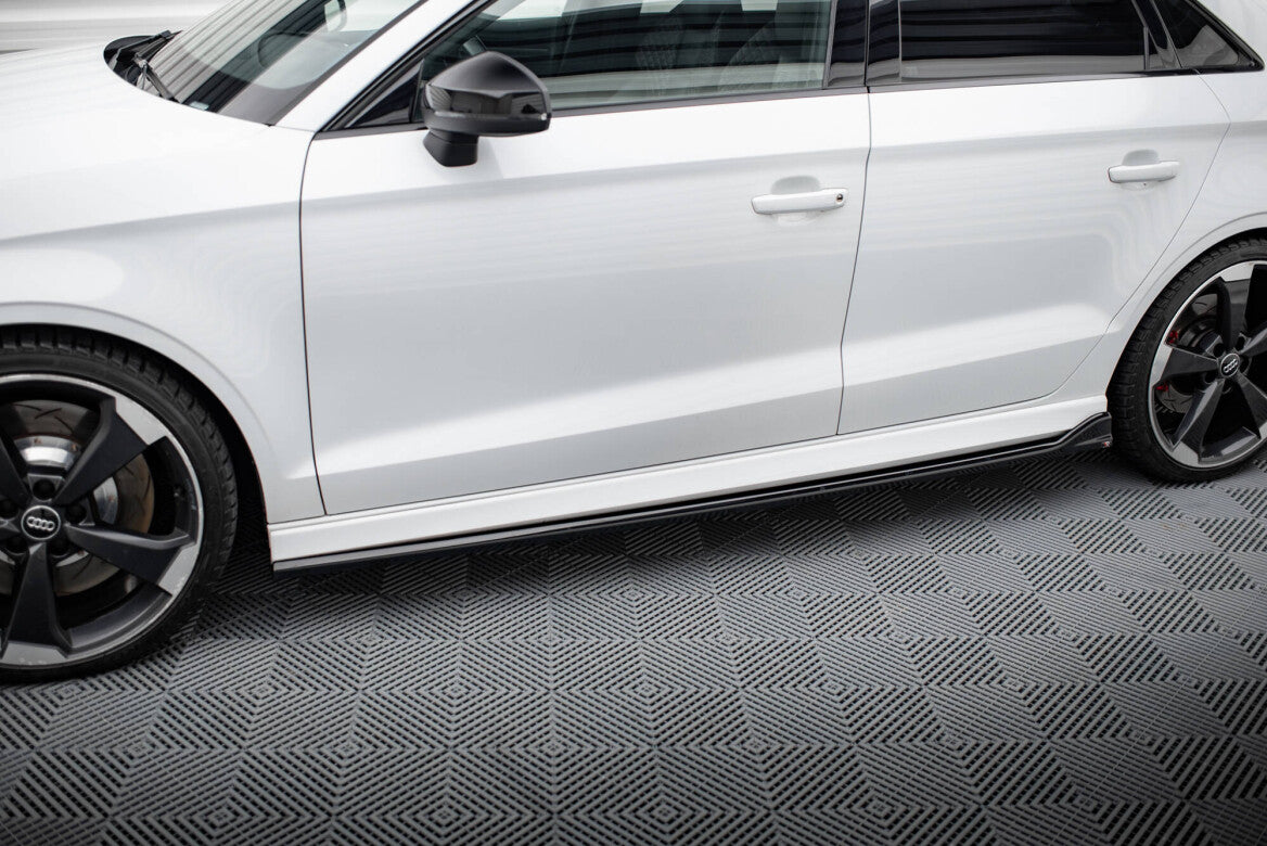 Seitenschweller Ansatz Cup Leisten V.3 für Audi RS3 Limousine 8V Facelift - Aerowerk.